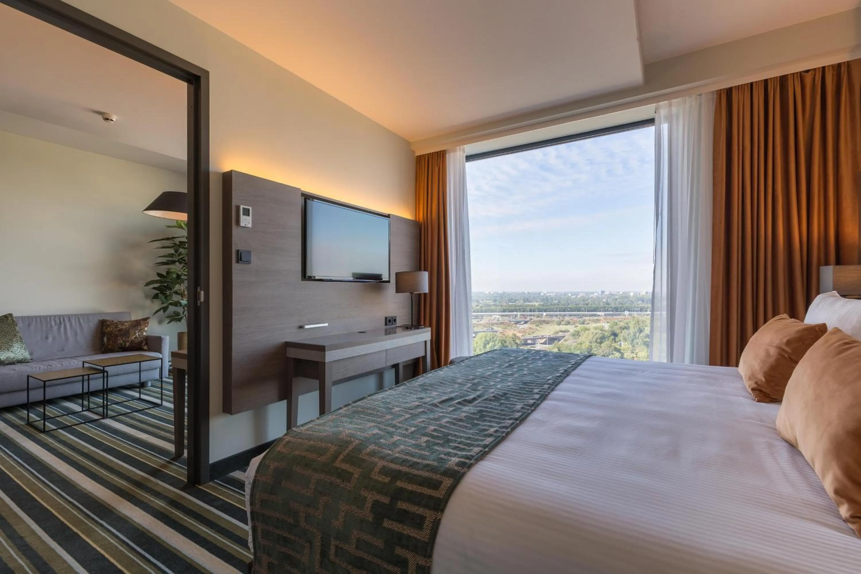 Bedroom, Bed in Leonardo Royal Hotel Amsterdam