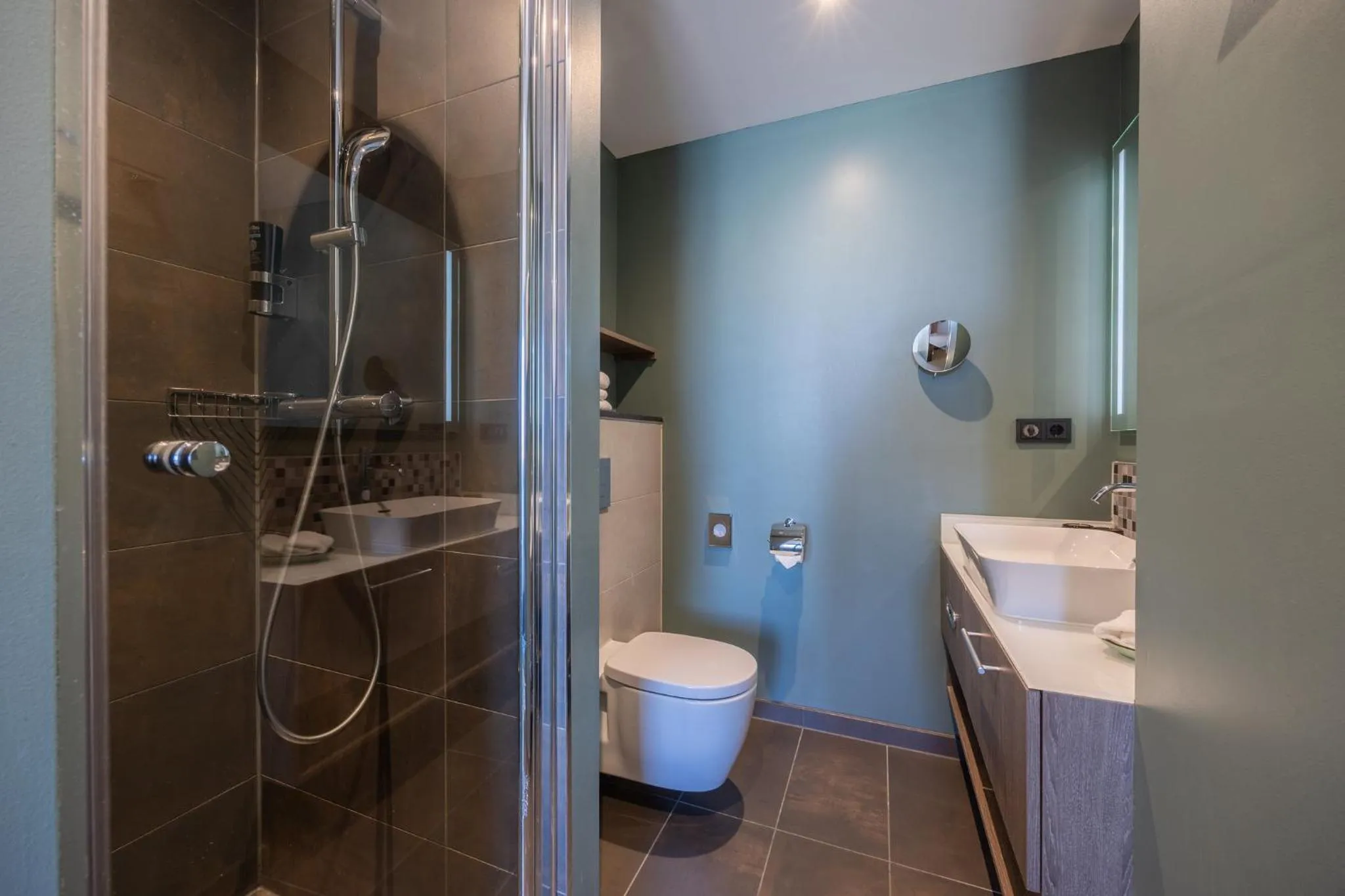 Bathroom in Leonardo Royal Hotel Amsterdam