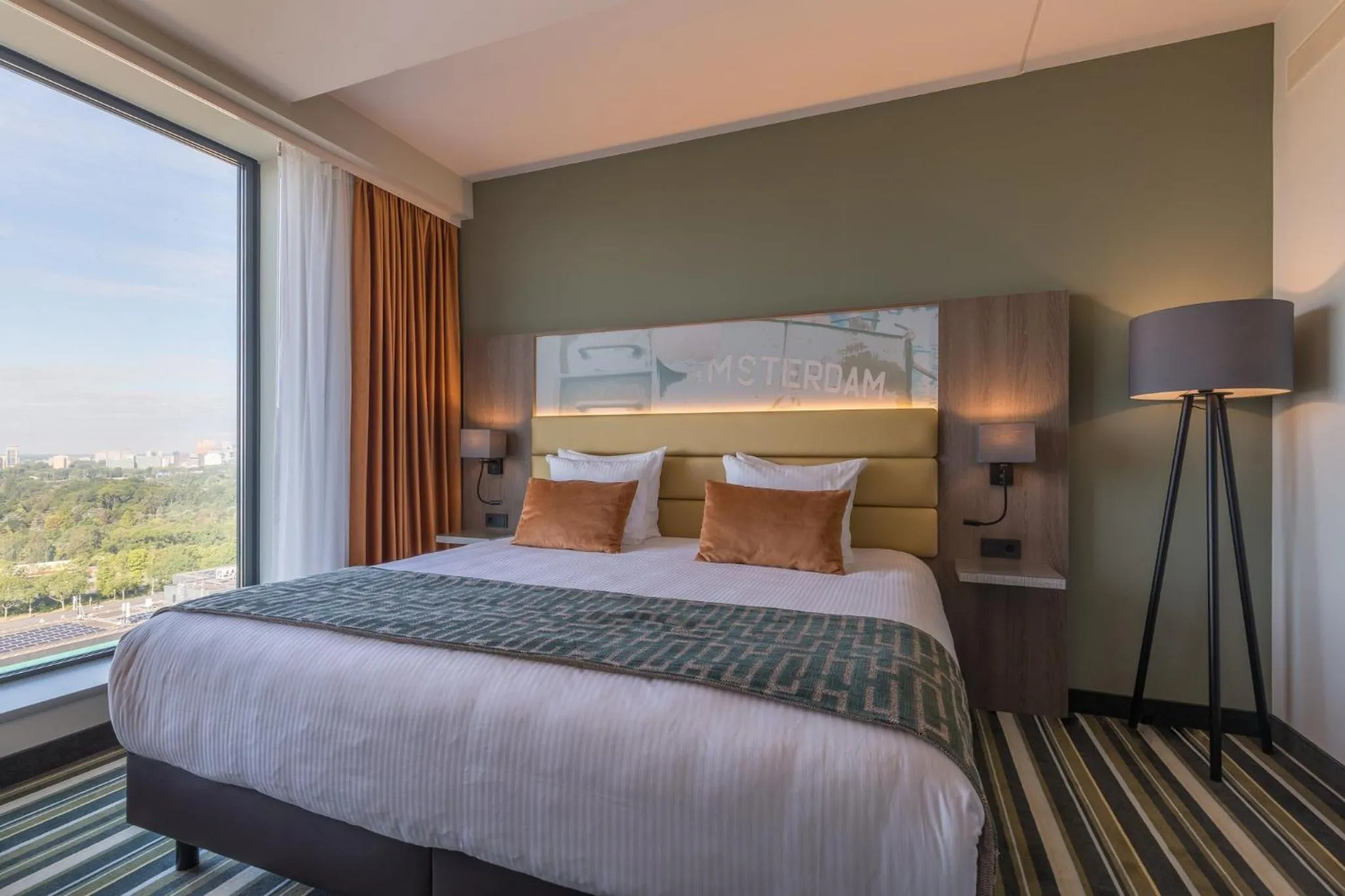 Bedroom, Bed in Leonardo Royal Hotel Amsterdam