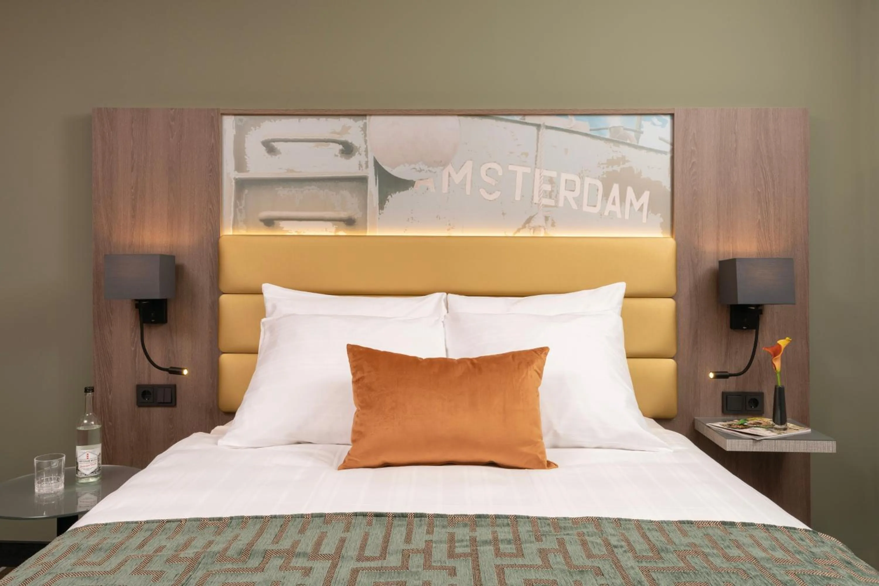 Other, Bed in Leonardo Royal Hotel Amsterdam