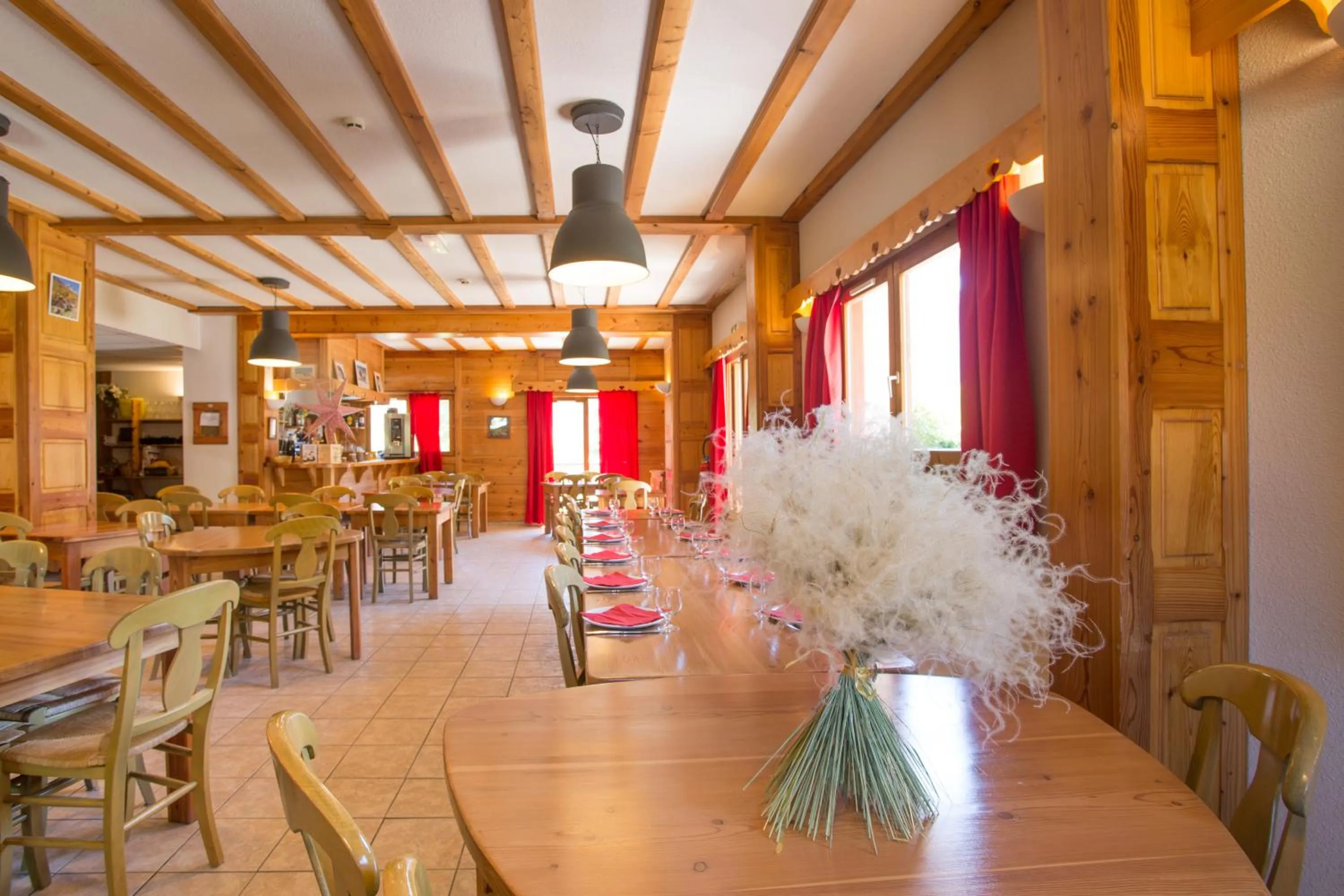 Restaurant/places to eat in Hôtel L'Echaillon