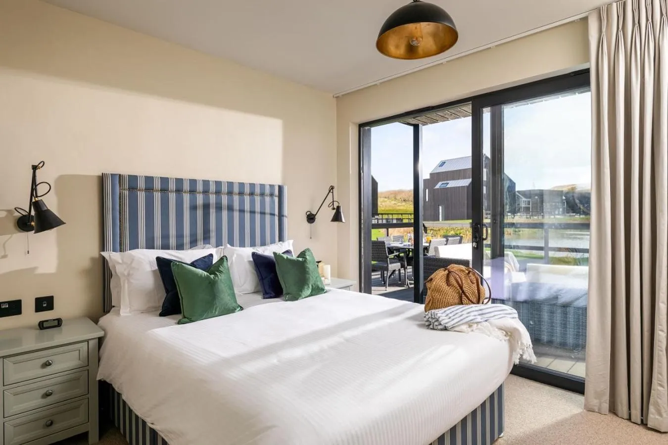 Bedroom, Bed in Retallack Resort