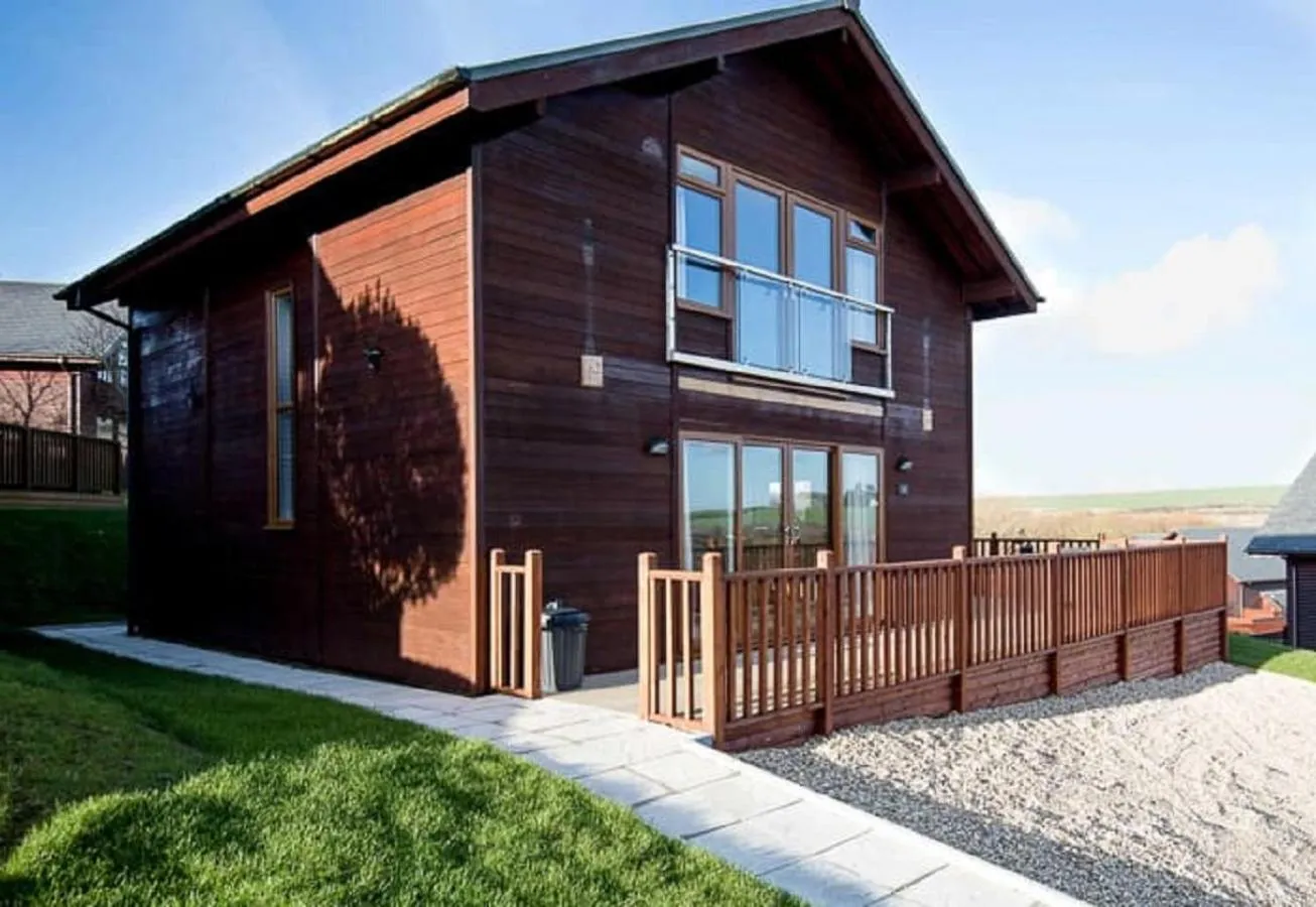 Property building in Retallack Resort