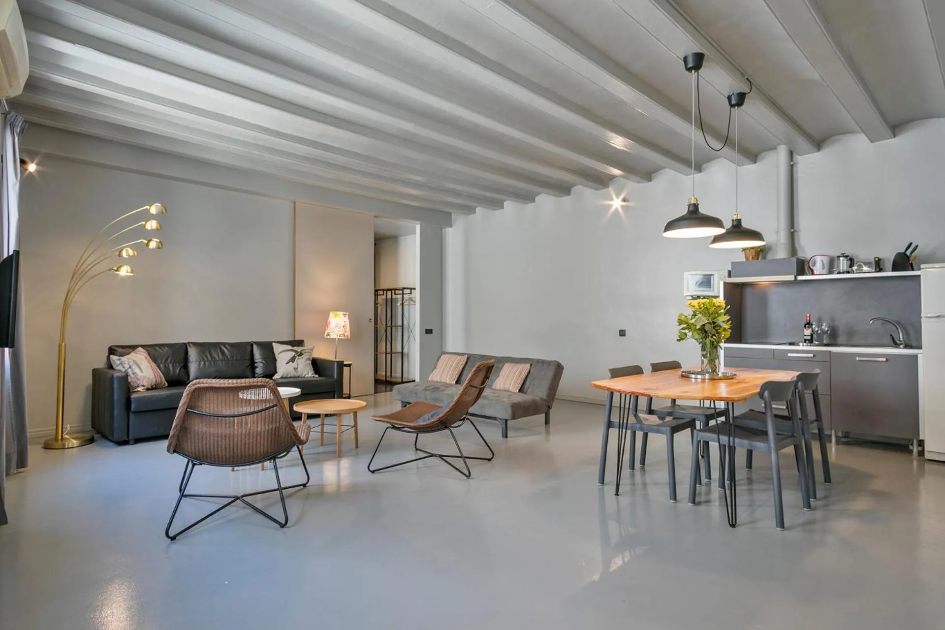 Kitchen or kitchenette in My Address in Plaza Real