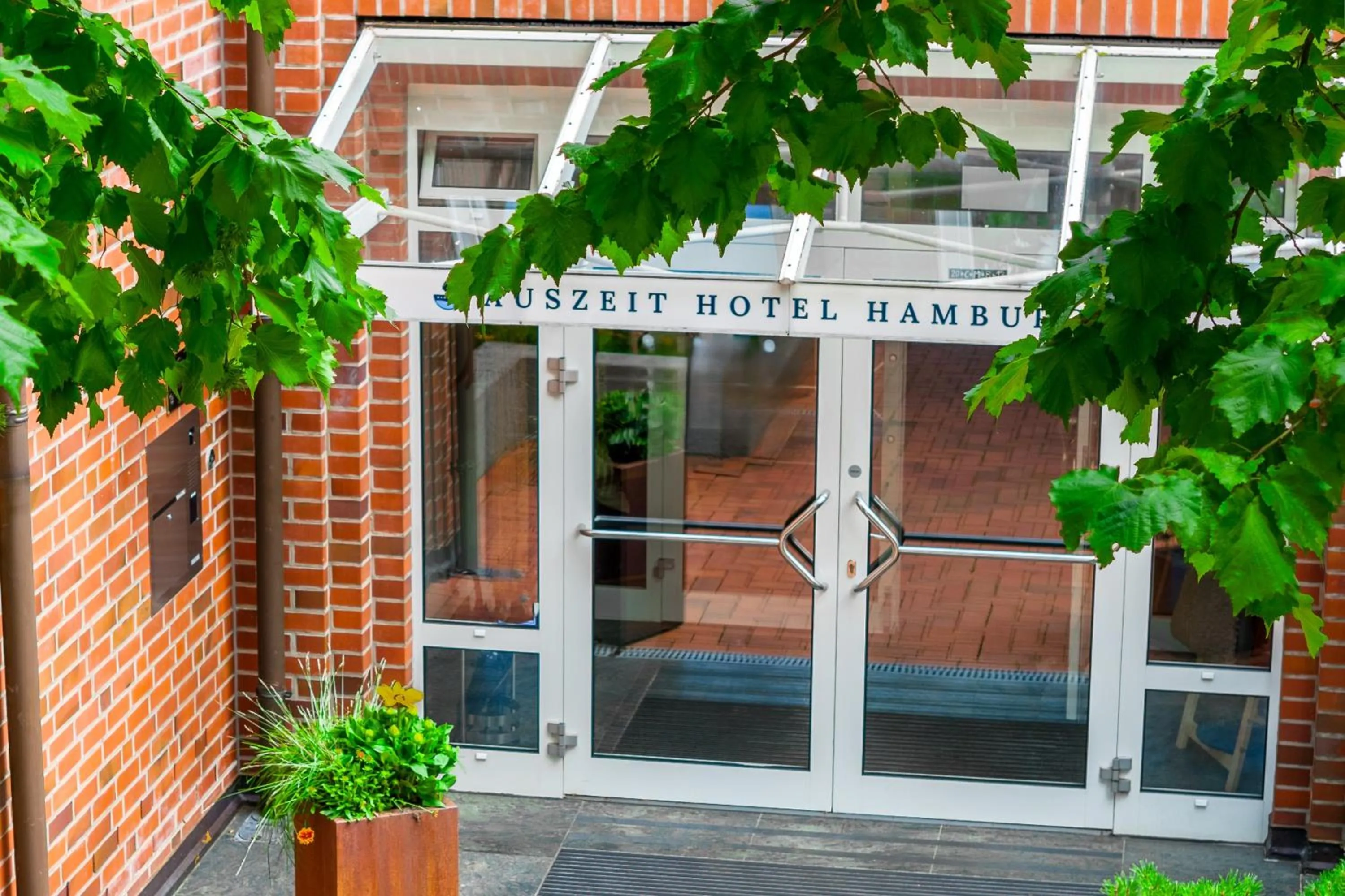 Property building in Auszeit Hotel Hamburg