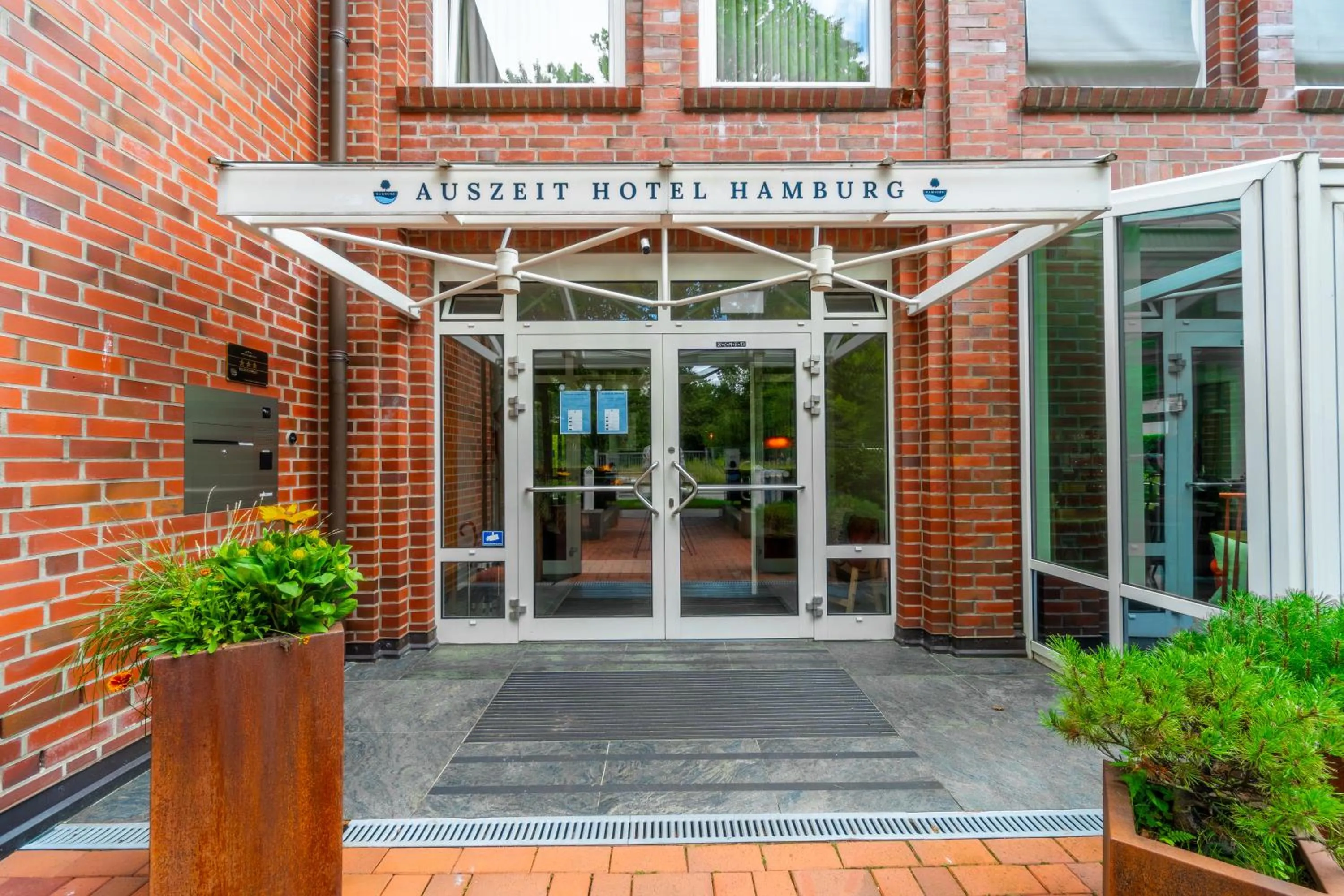 Property building in Auszeit Hotel Hamburg