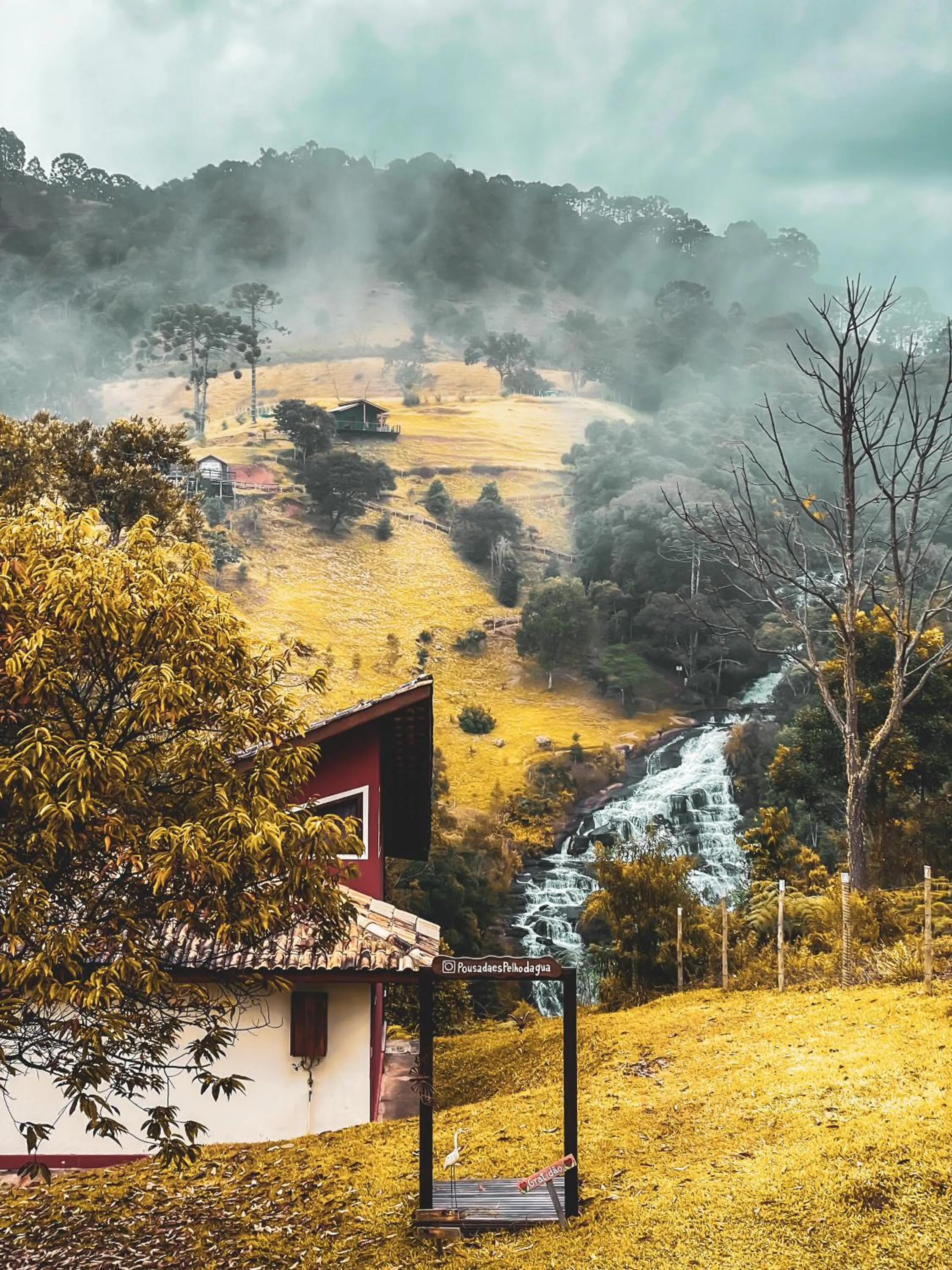 Property building in Pousada Espelho Dagua