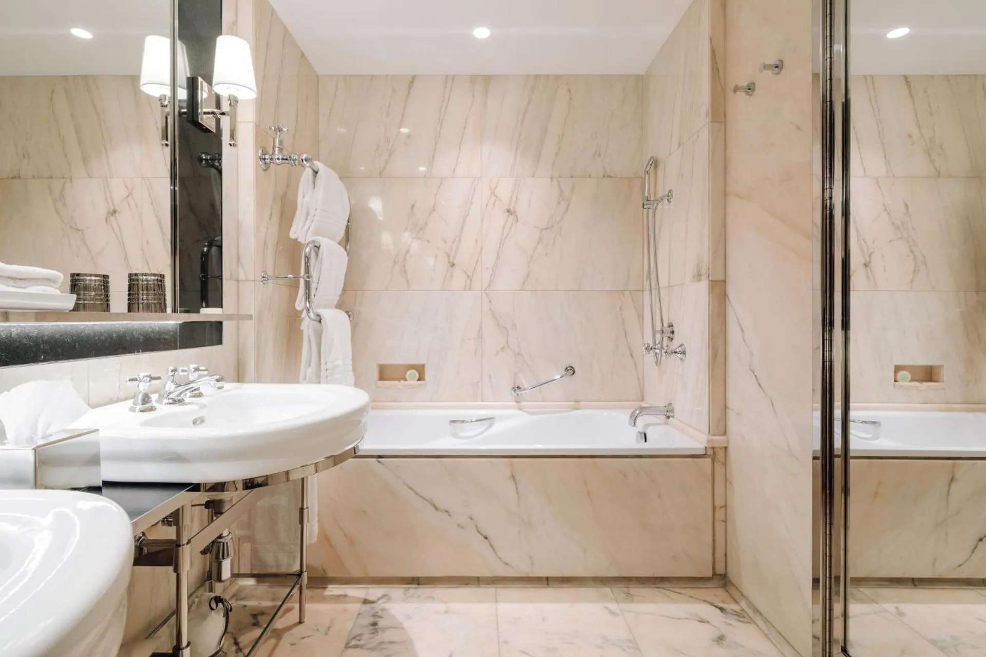 Bathroom in Four Seasons Hotel Ritz Lisbon