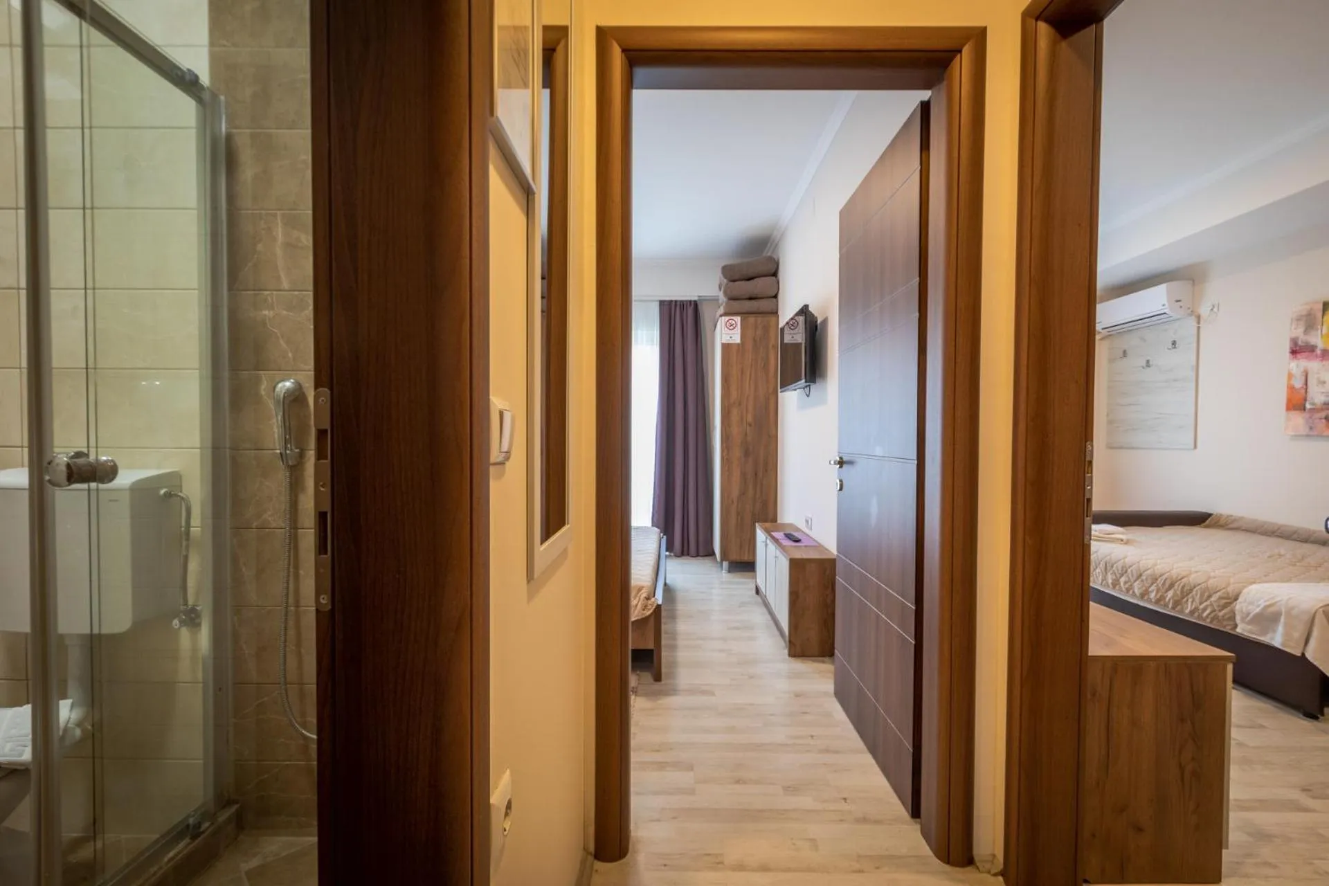 Bed in Boulevard Apartments