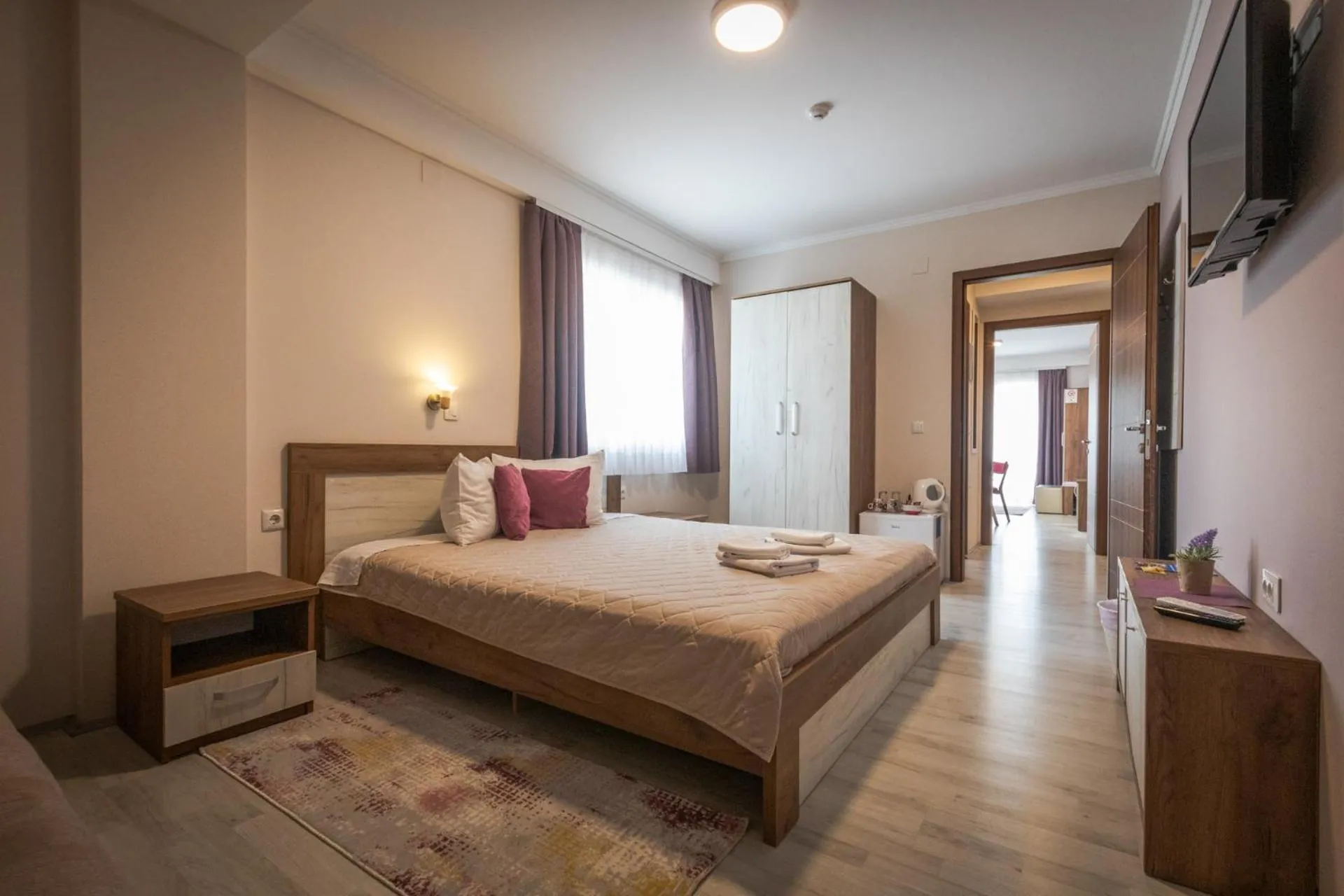 Bed in Boulevard Apartments