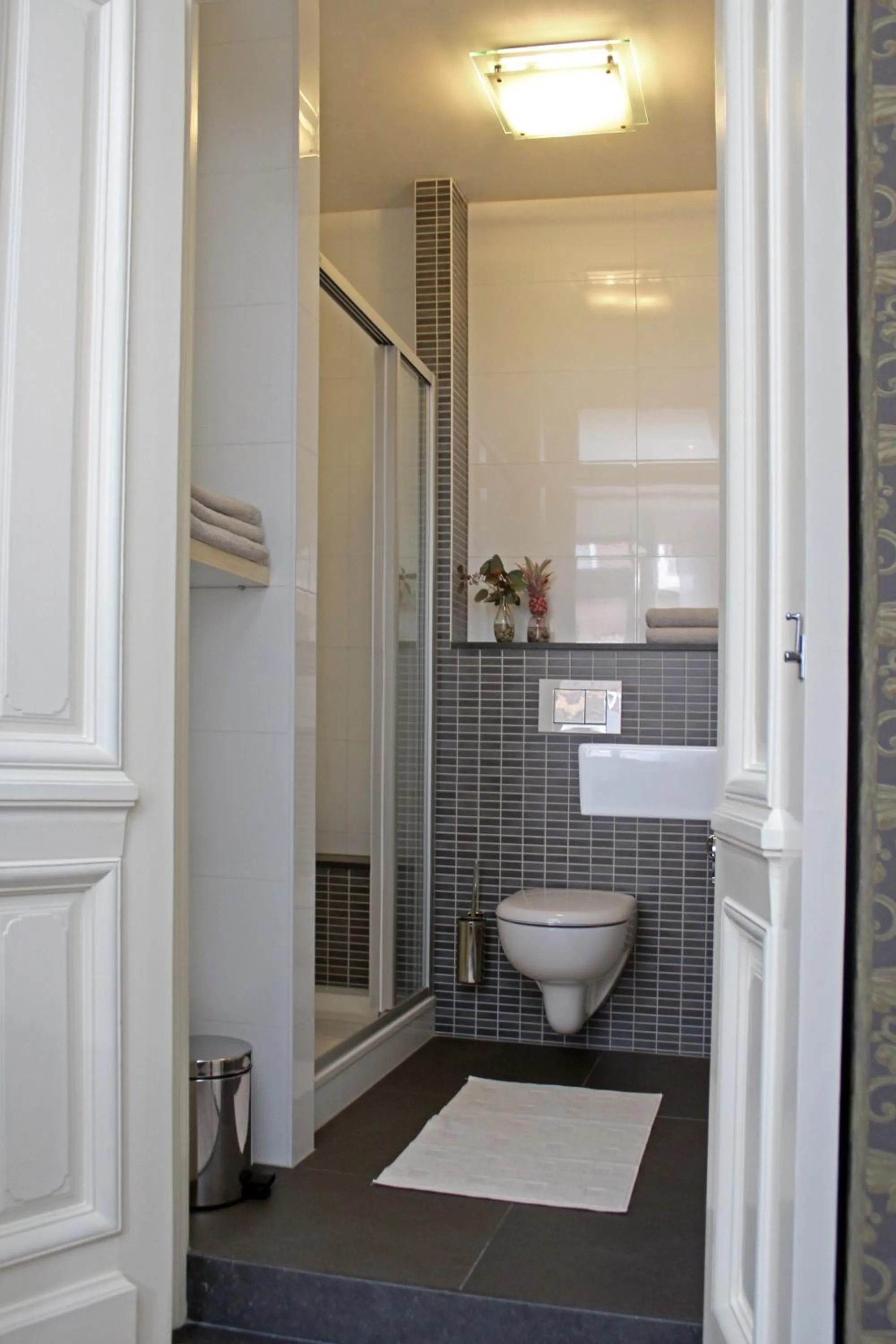 Shower in Hof, a luxury B&B in the center of Eindhoven