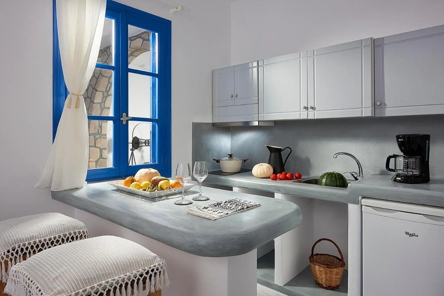 Kitchen or kitchenette in Elia Studios Pollonia