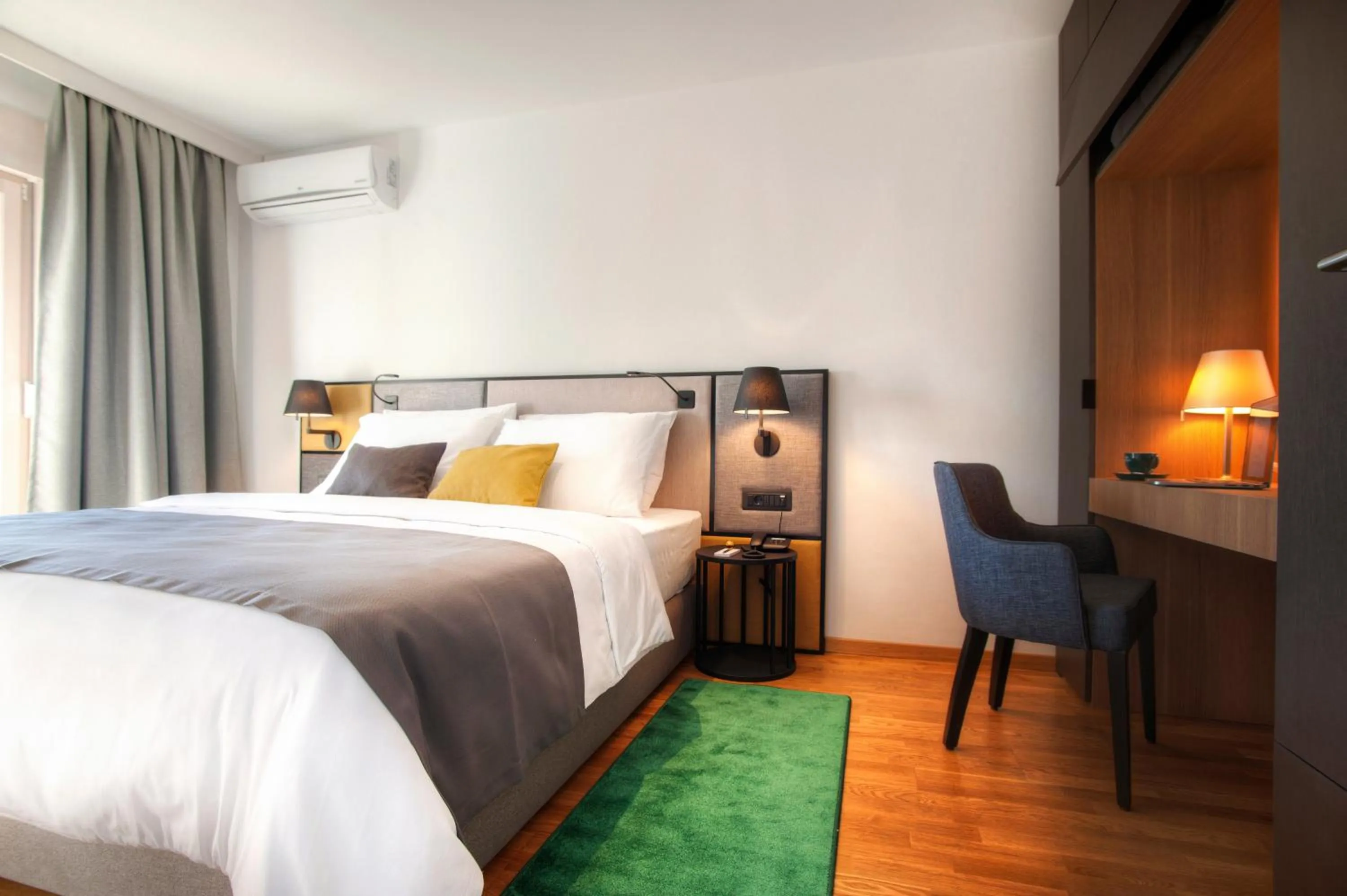 Bed in Fontana Hotel & Gastronomy