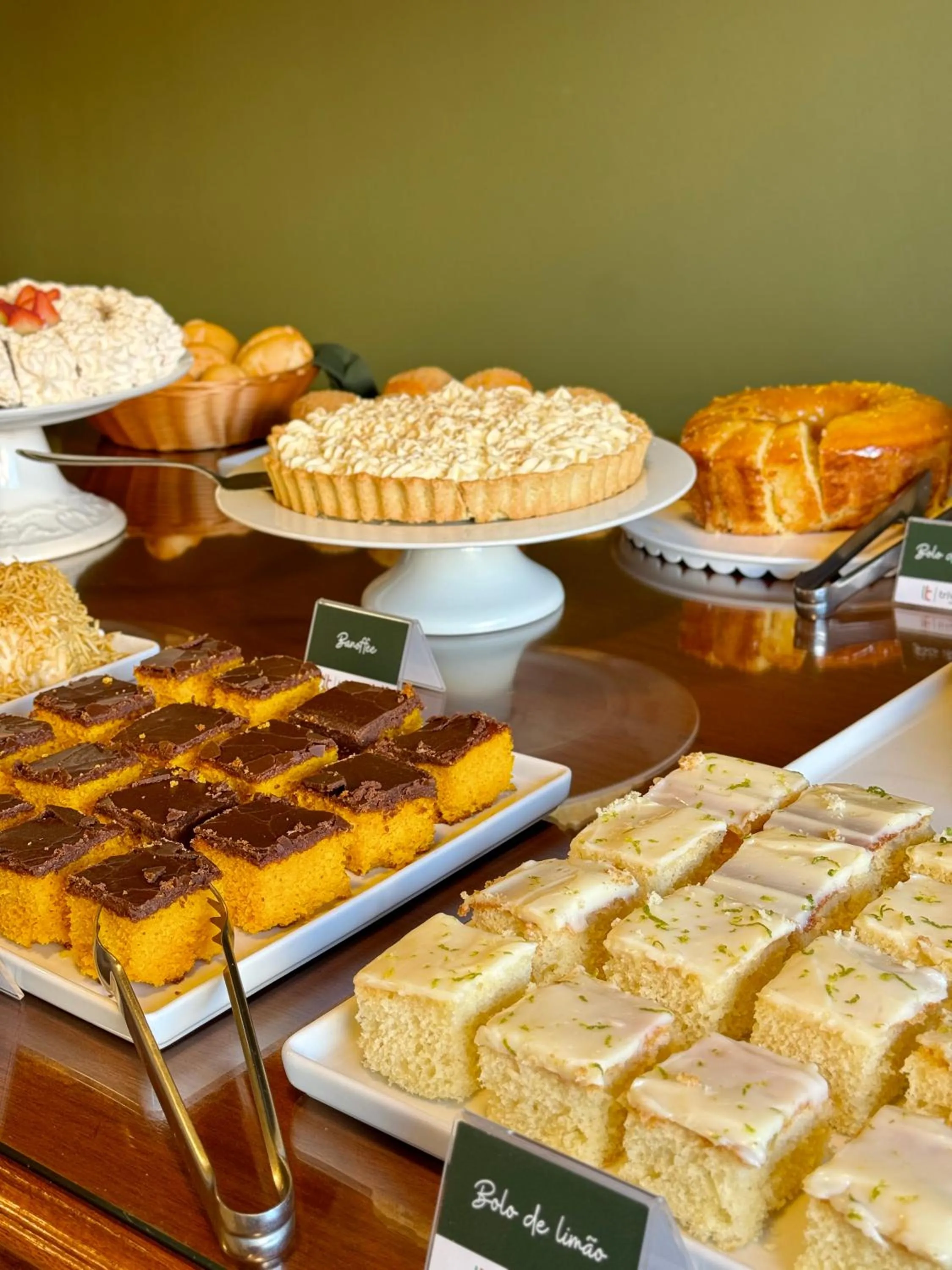 Buffet breakfast in Hotel Triveneto Gramado