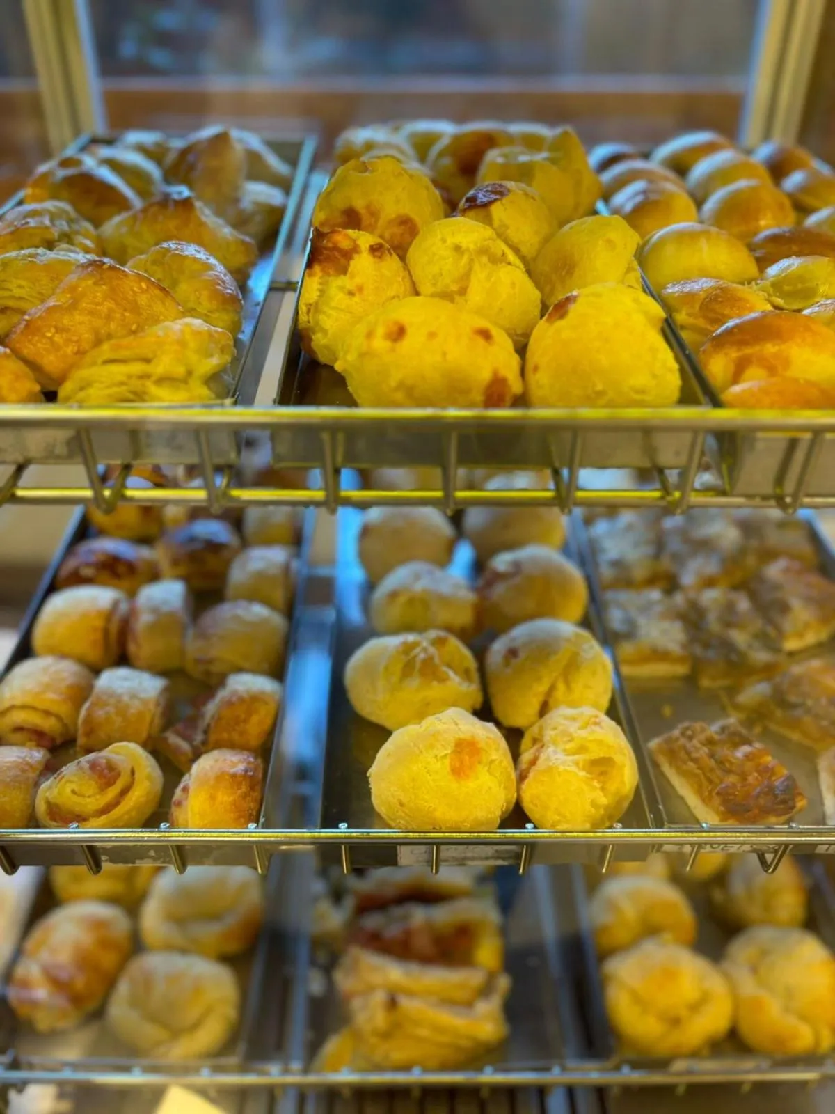 Buffet breakfast in Hotel Triveneto Gramado