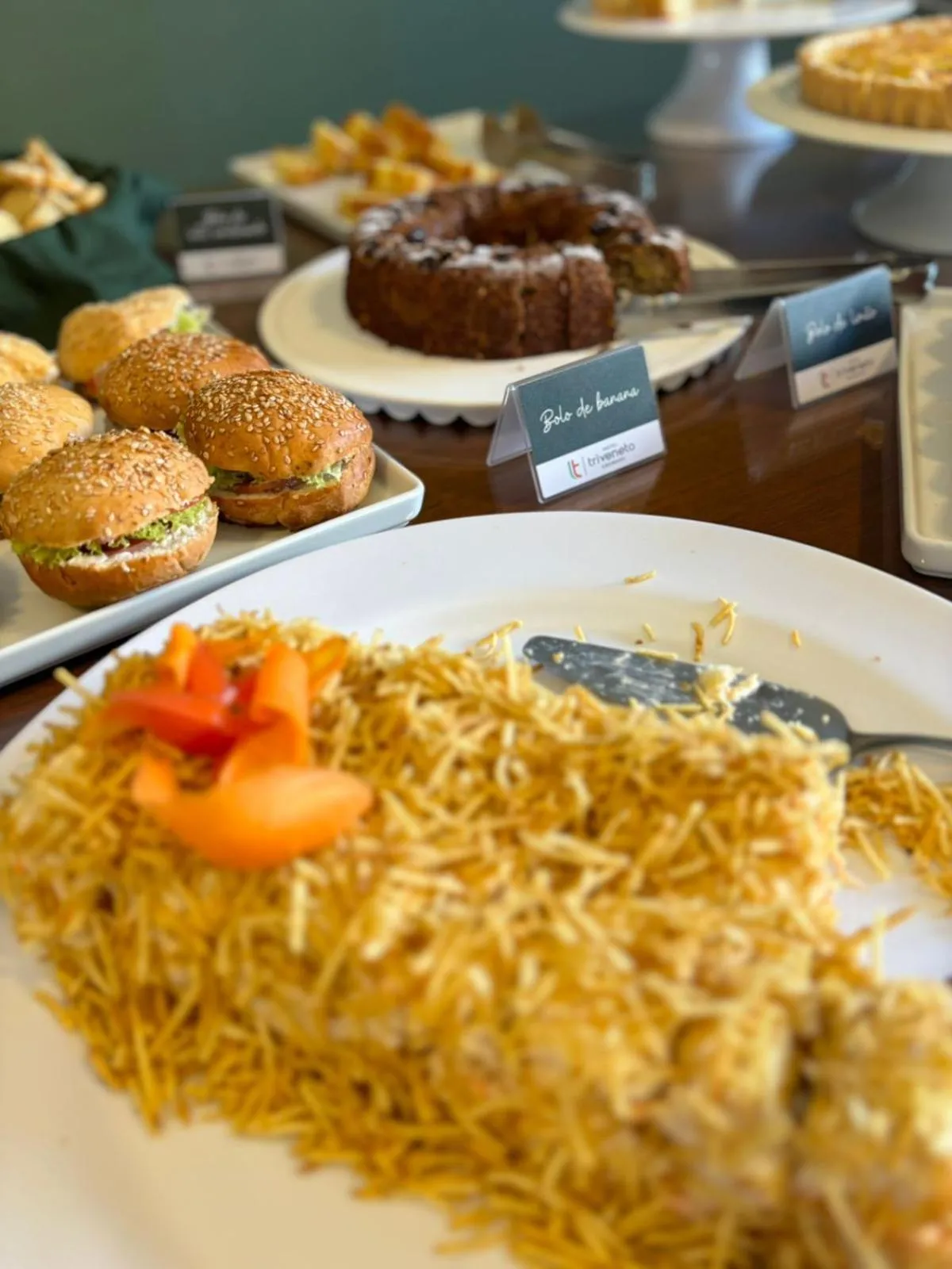 Buffet breakfast in Hotel Triveneto Gramado