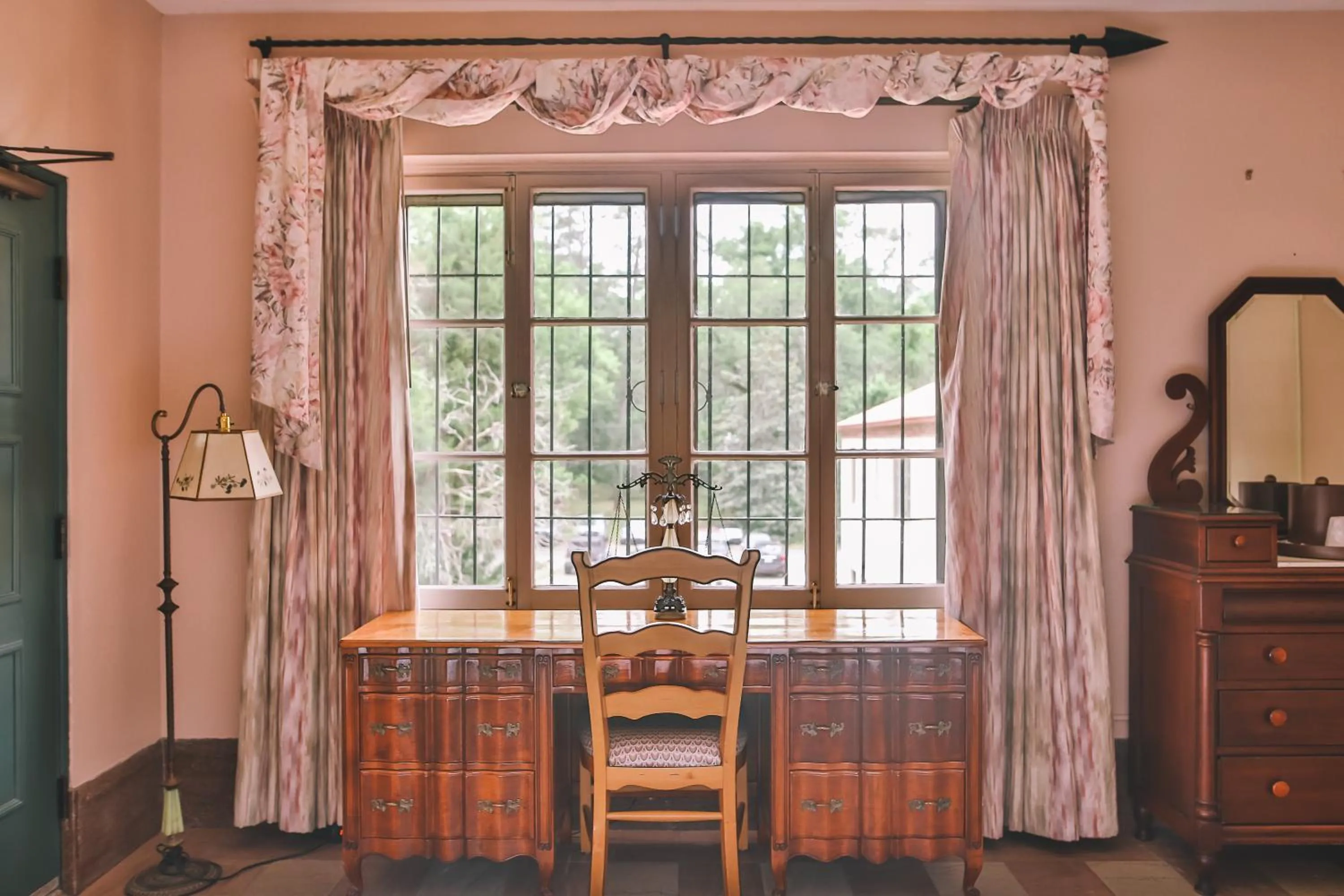 Decorative detail in The Lodge at Wakulla Springs