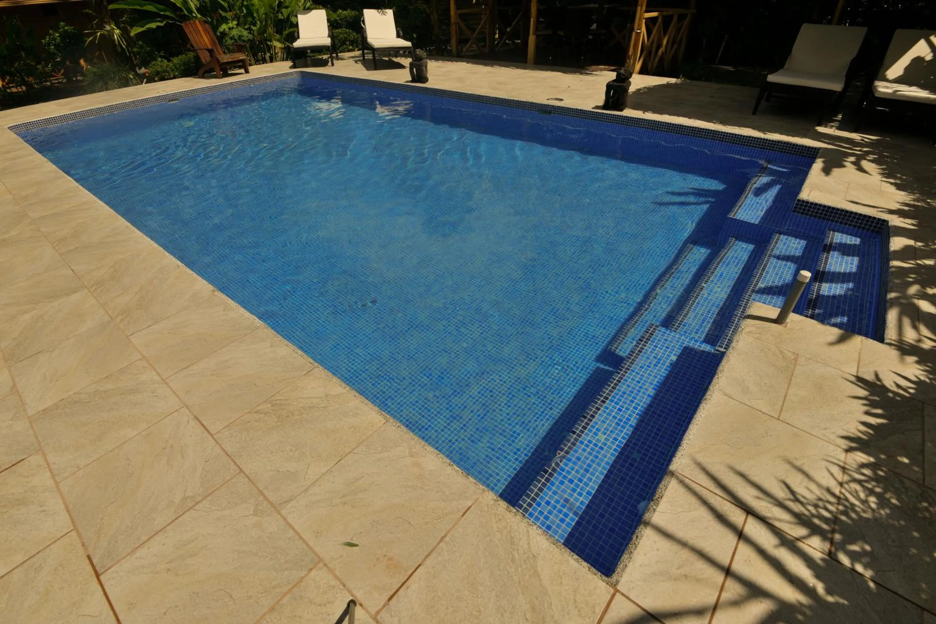 Swimming pool in Hotel El Mono Feliz