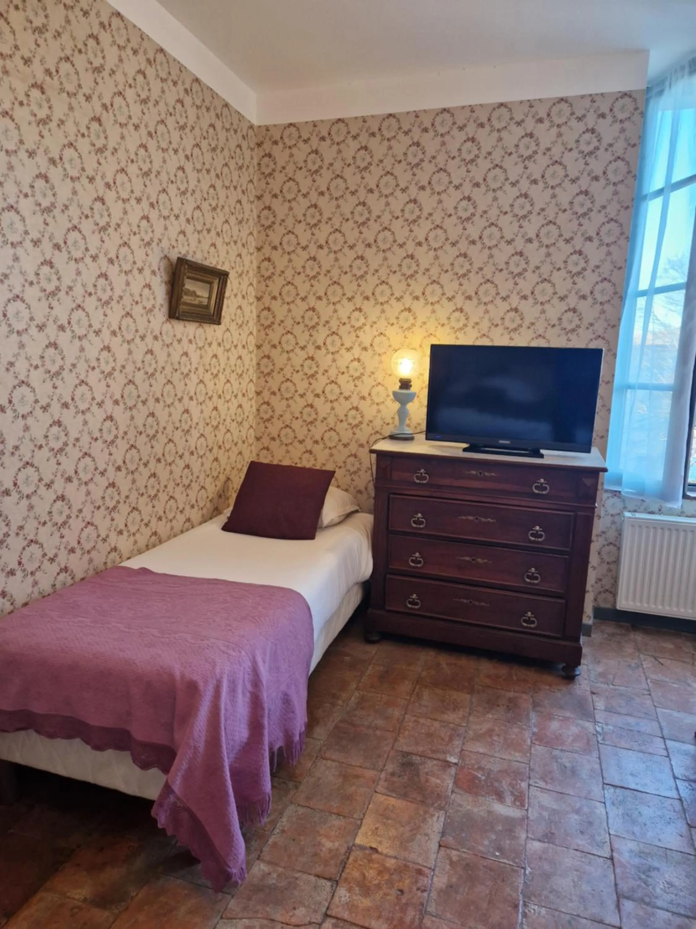 Bed in Logis Hotel - Restaurant La Marbrerie