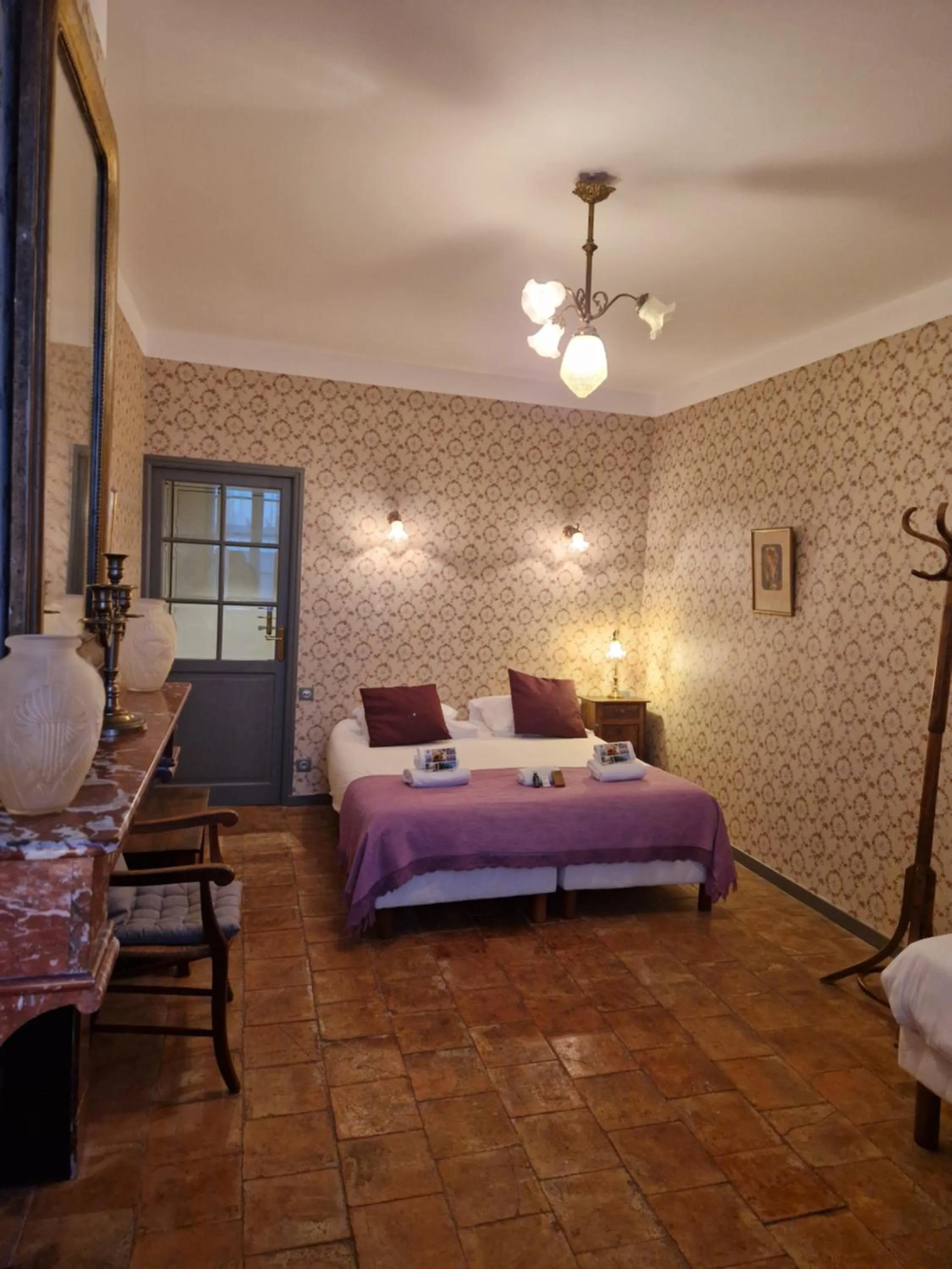 Bed in Logis Hotel - Restaurant La Marbrerie