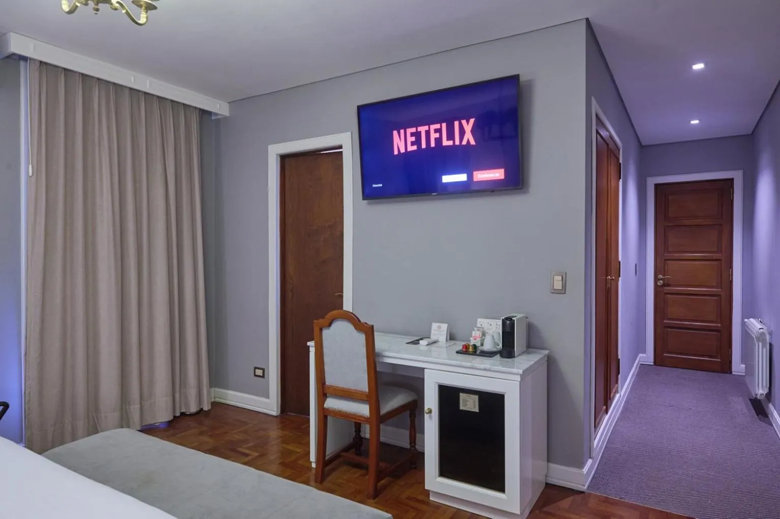 Photo of the whole room, Bed in Altos de Guemes Hotel