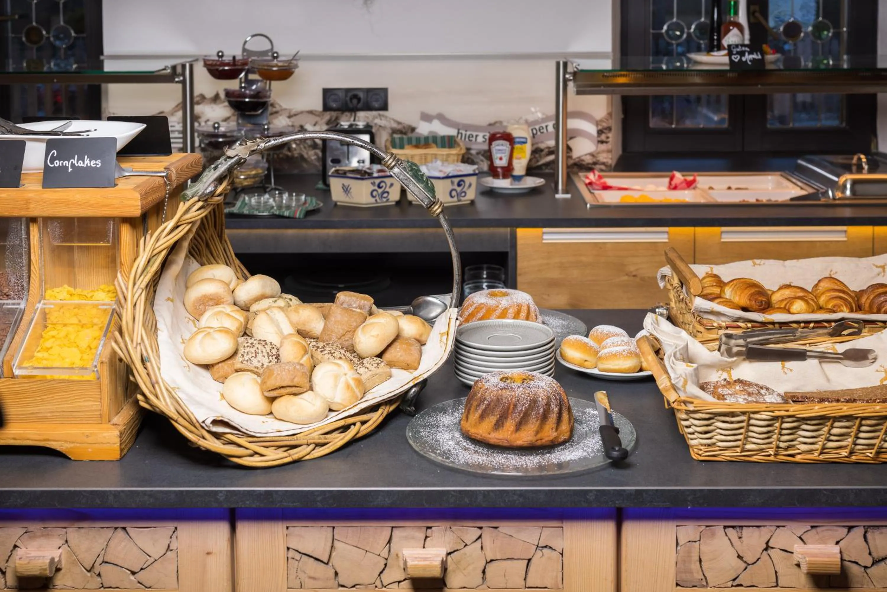 Breakfast in Der Siegeler B&B - this lifestylehotel rocks