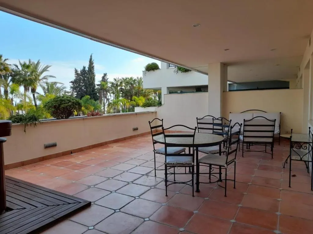 Apartamentos Guadalpin Boutique