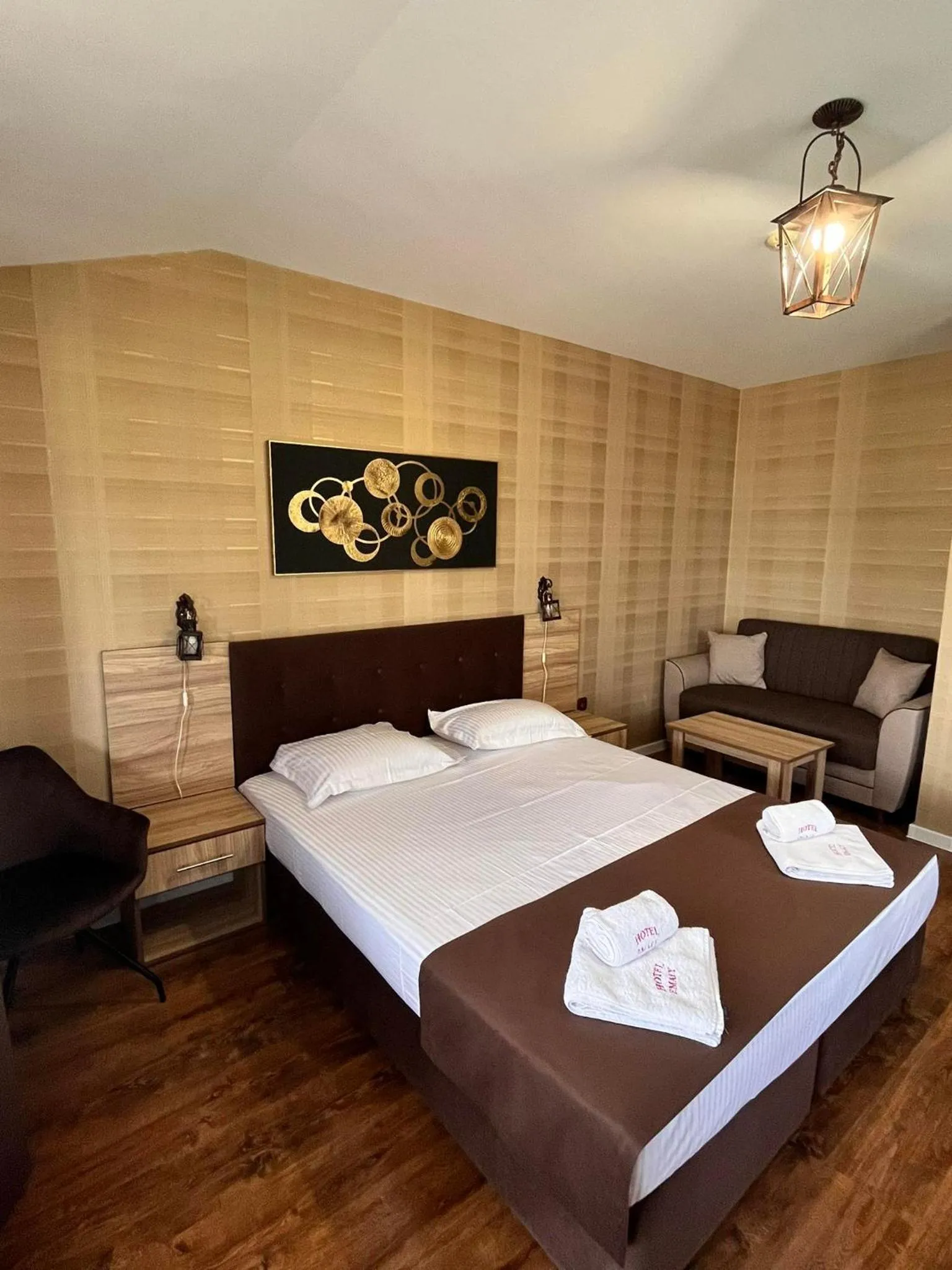 Bed in Family Hotel Emaly 2