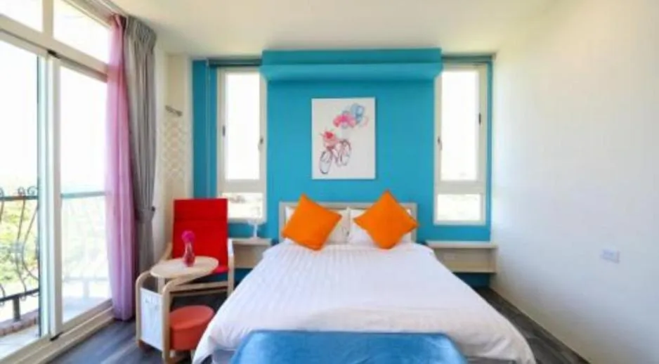 Bed in Full Moon Resort