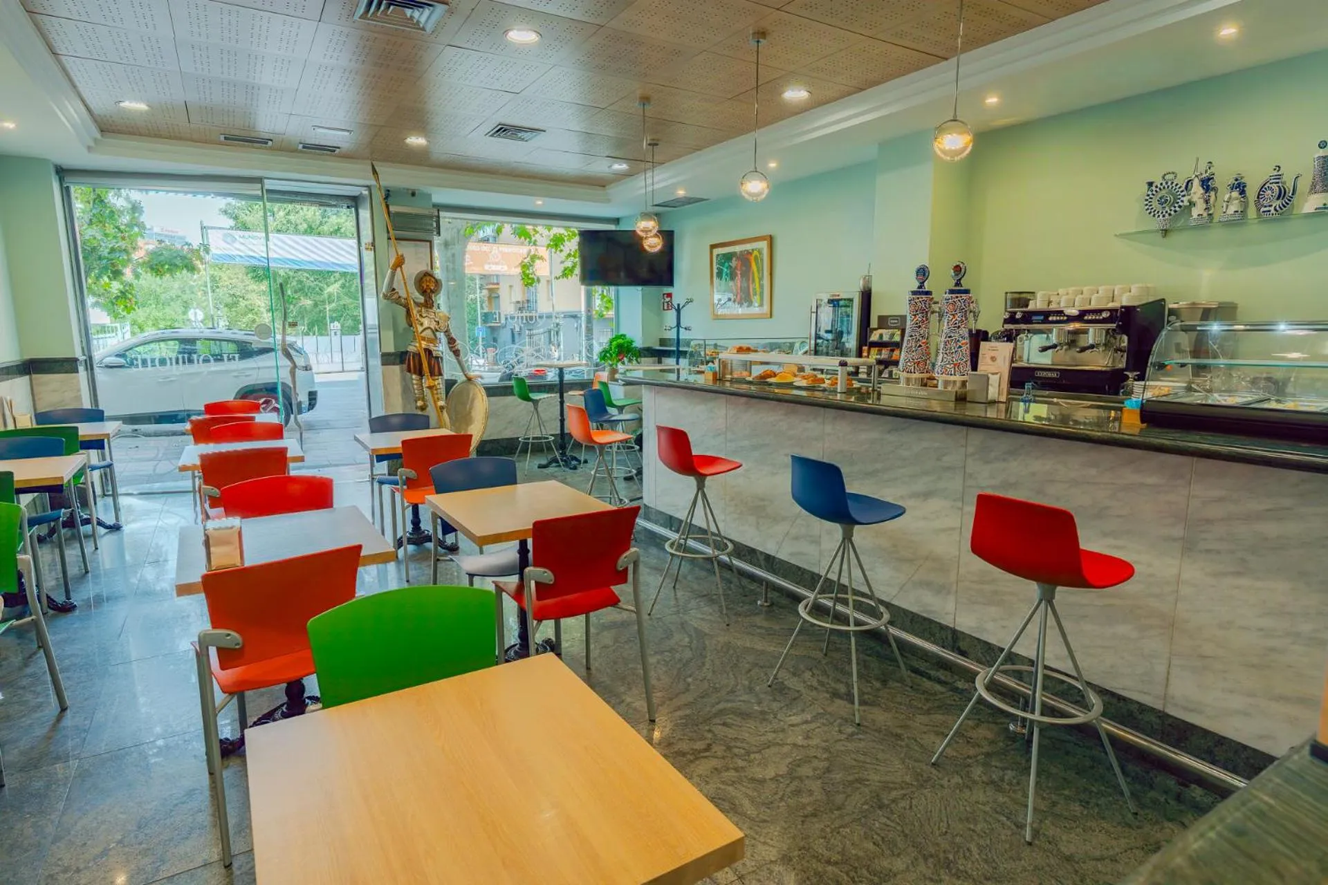 Restaurant/places to eat in Hotel Sancho