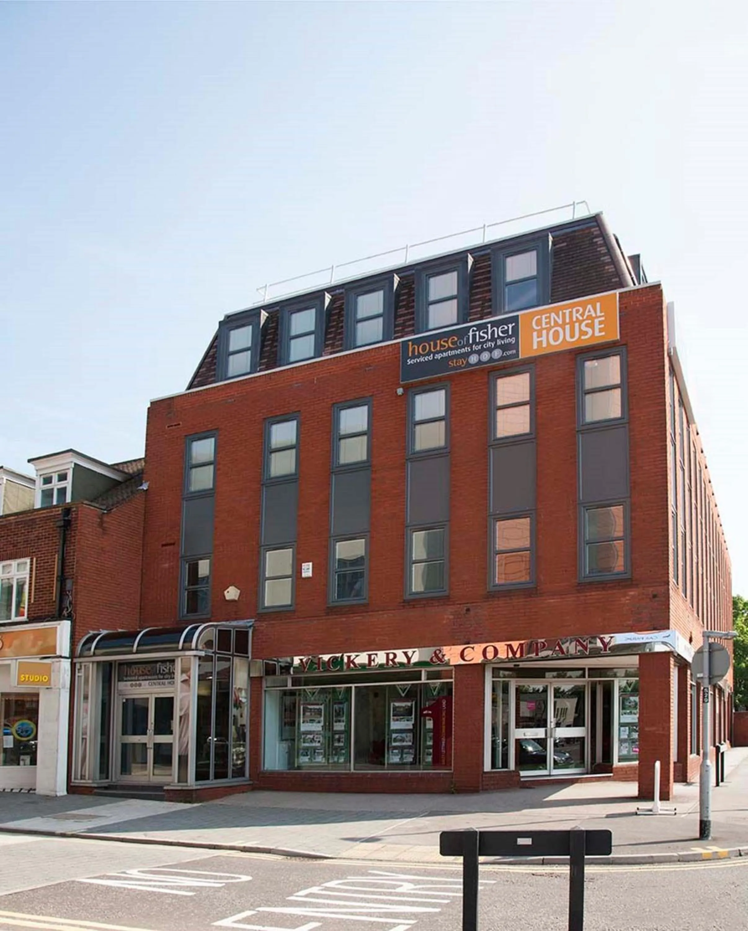 Facade/entrance in House of Fisher - Central House