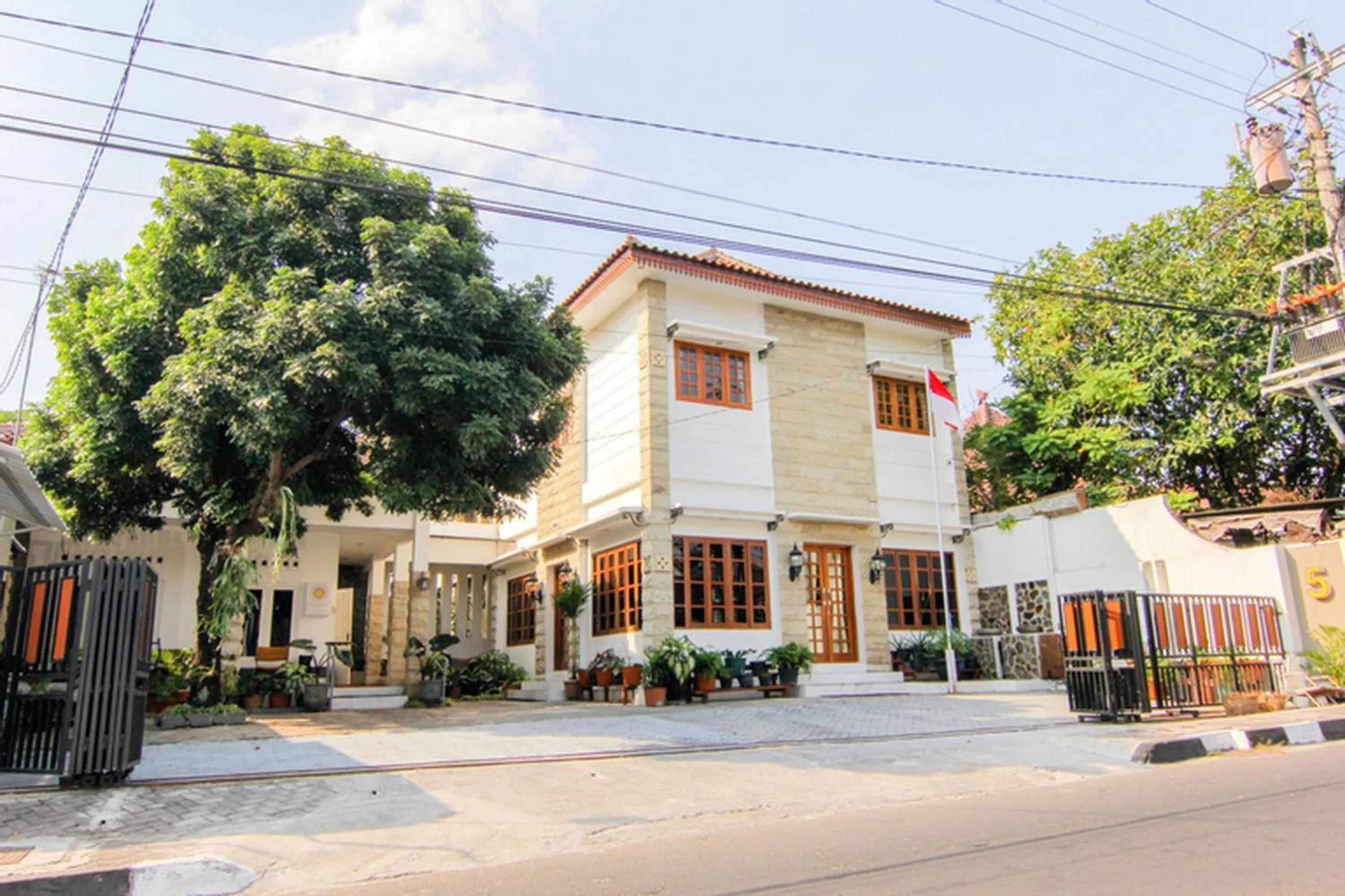 Property building in S5 Guest House Yogyakarta