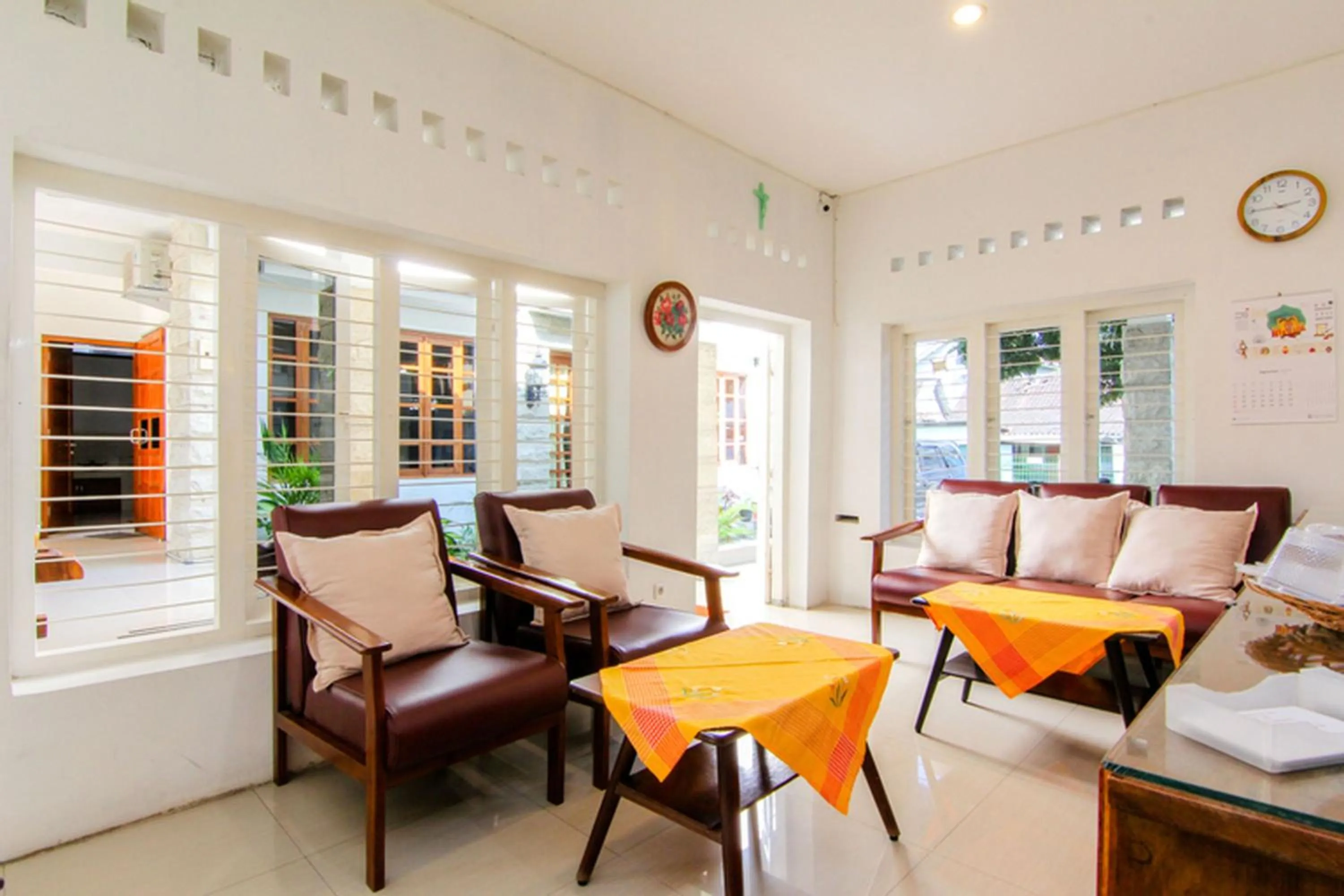 Lobby or reception in S5 Guest House Yogyakarta