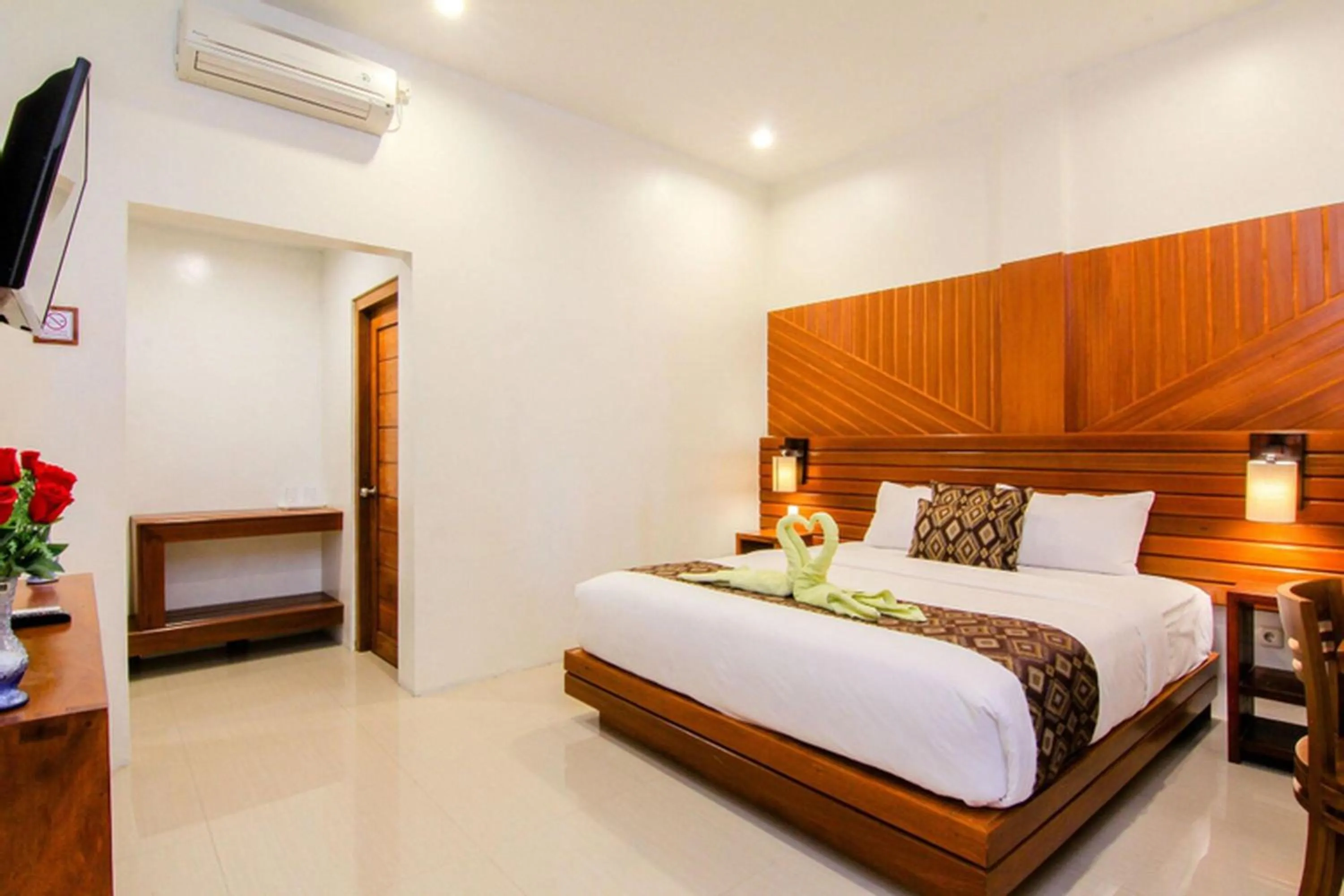 Bed in S5 Guest House Yogyakarta