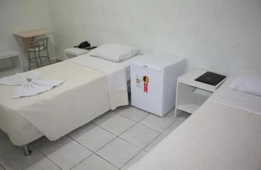 Standard Twin Room in Hotel Express - Leva e busca no aeroporto grátis 24 horas