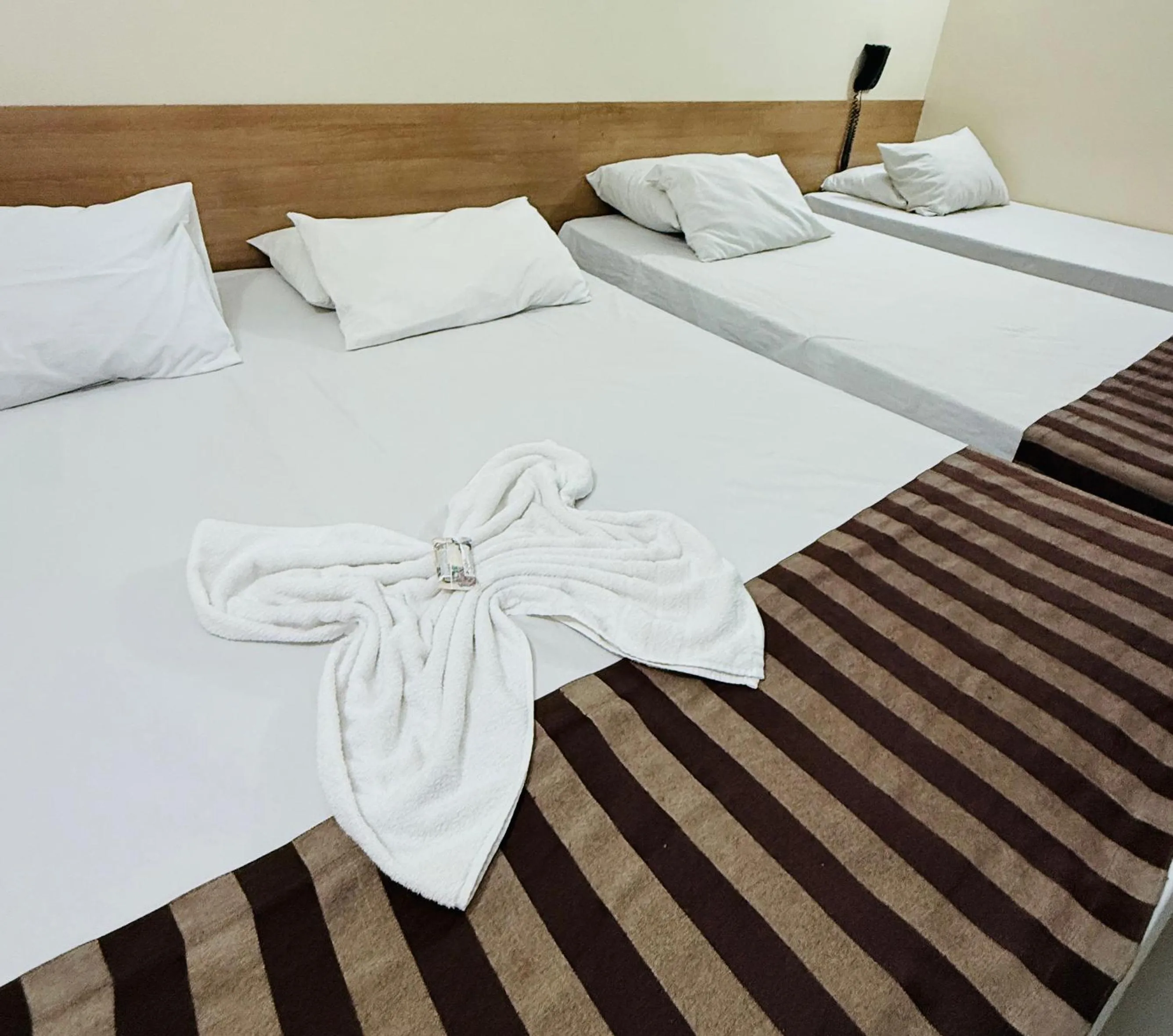 Bed in Hotel Express - Leva e busca no aeroporto grátis 24 horas