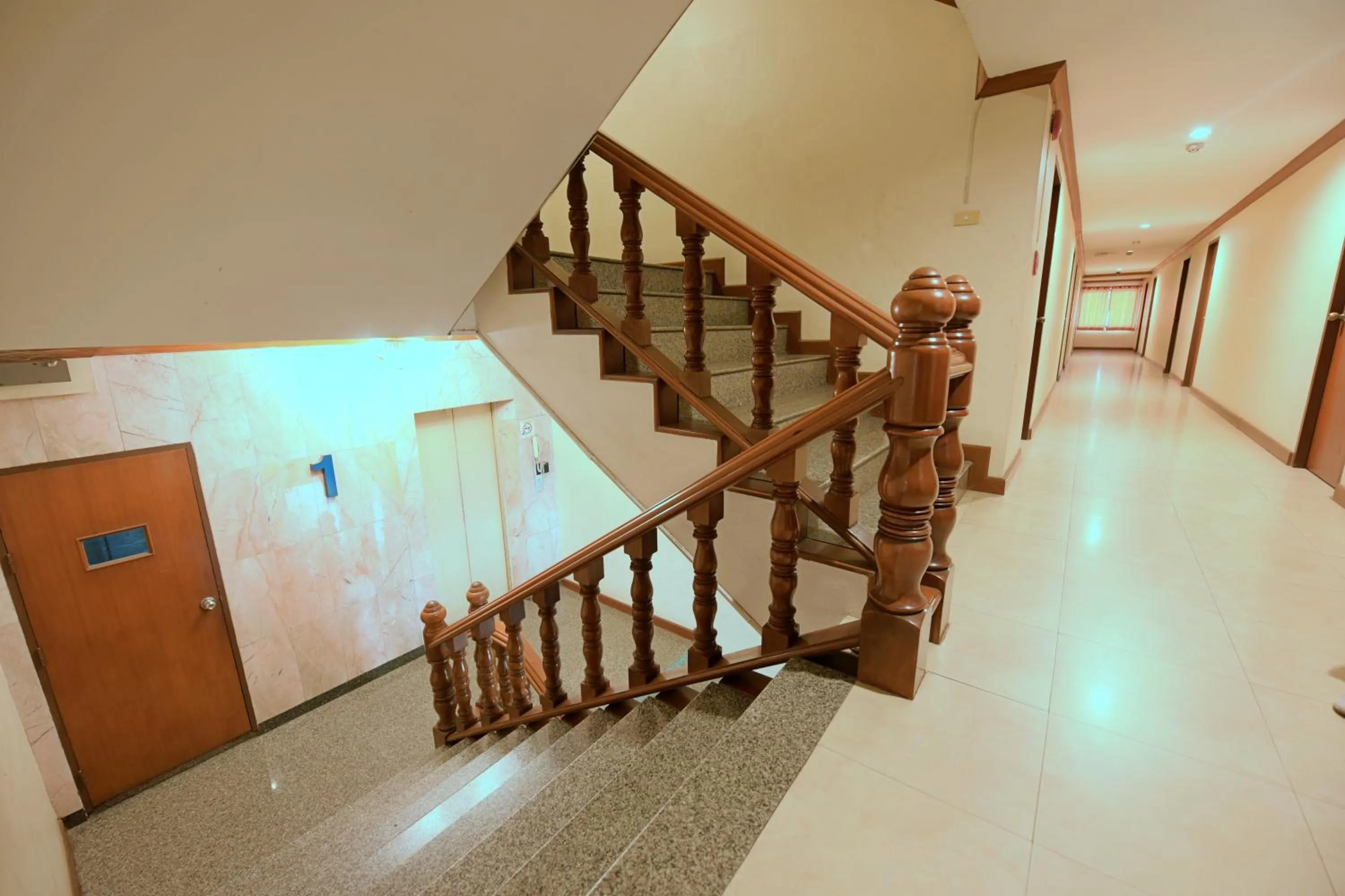 Property building in Hua Lin Inn