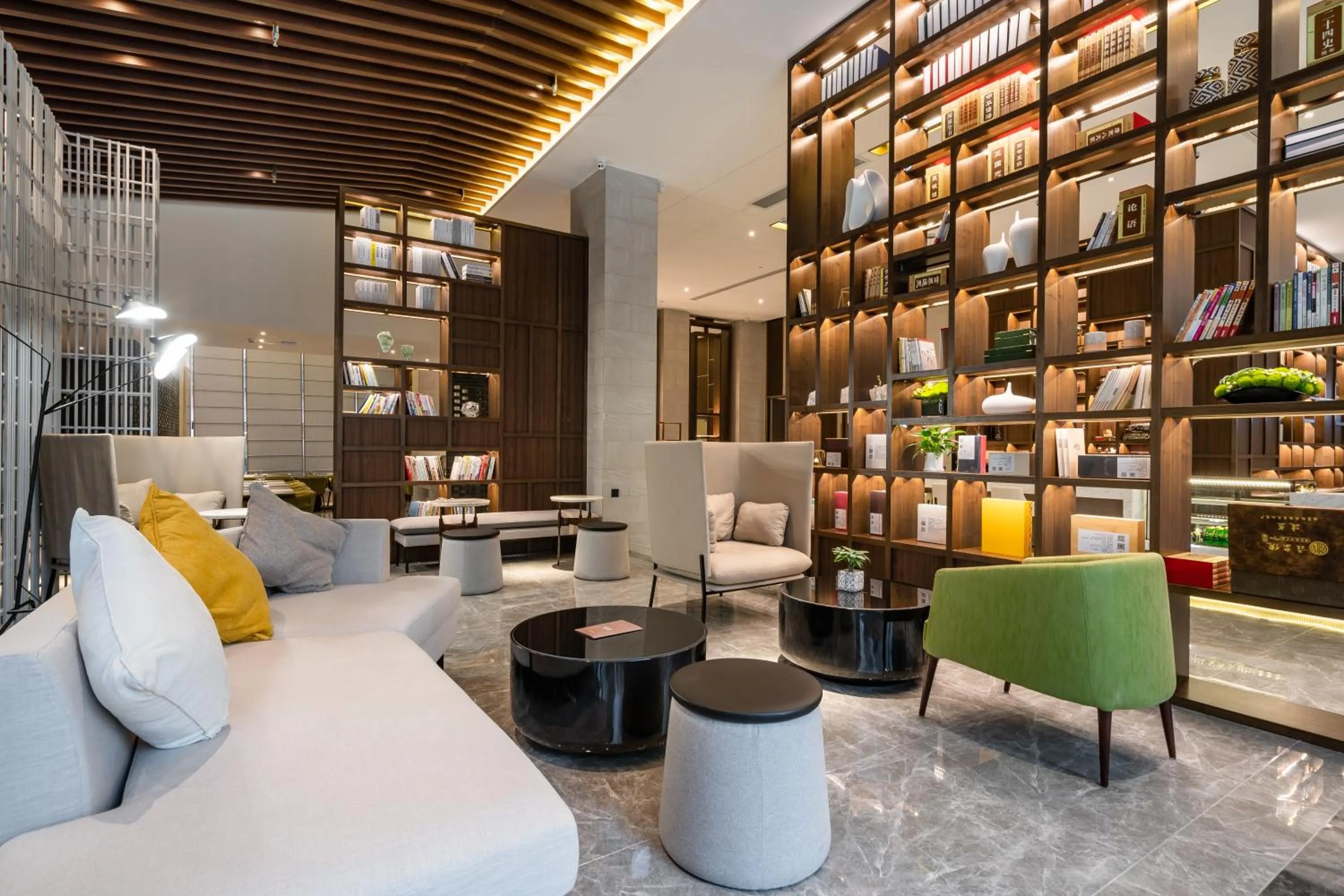 Lounge or bar in Anban Hotel Shenzhen
