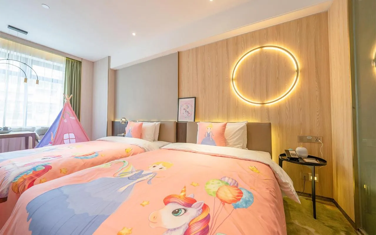 Bed in Anban Hotel Shenzhen