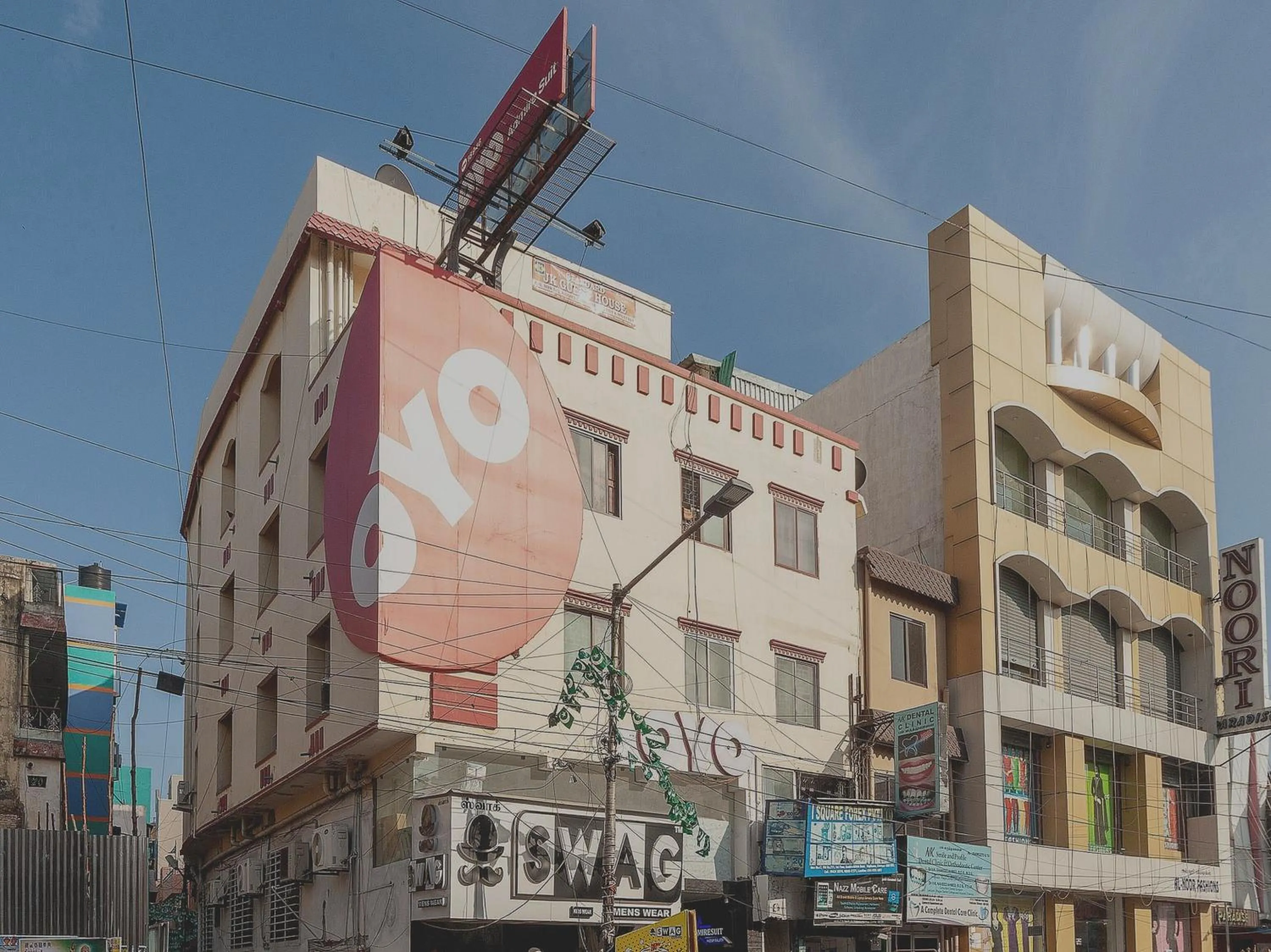 Facade/entrance, Property Building in  Super OYO Capital O Admire Suit Hospitality