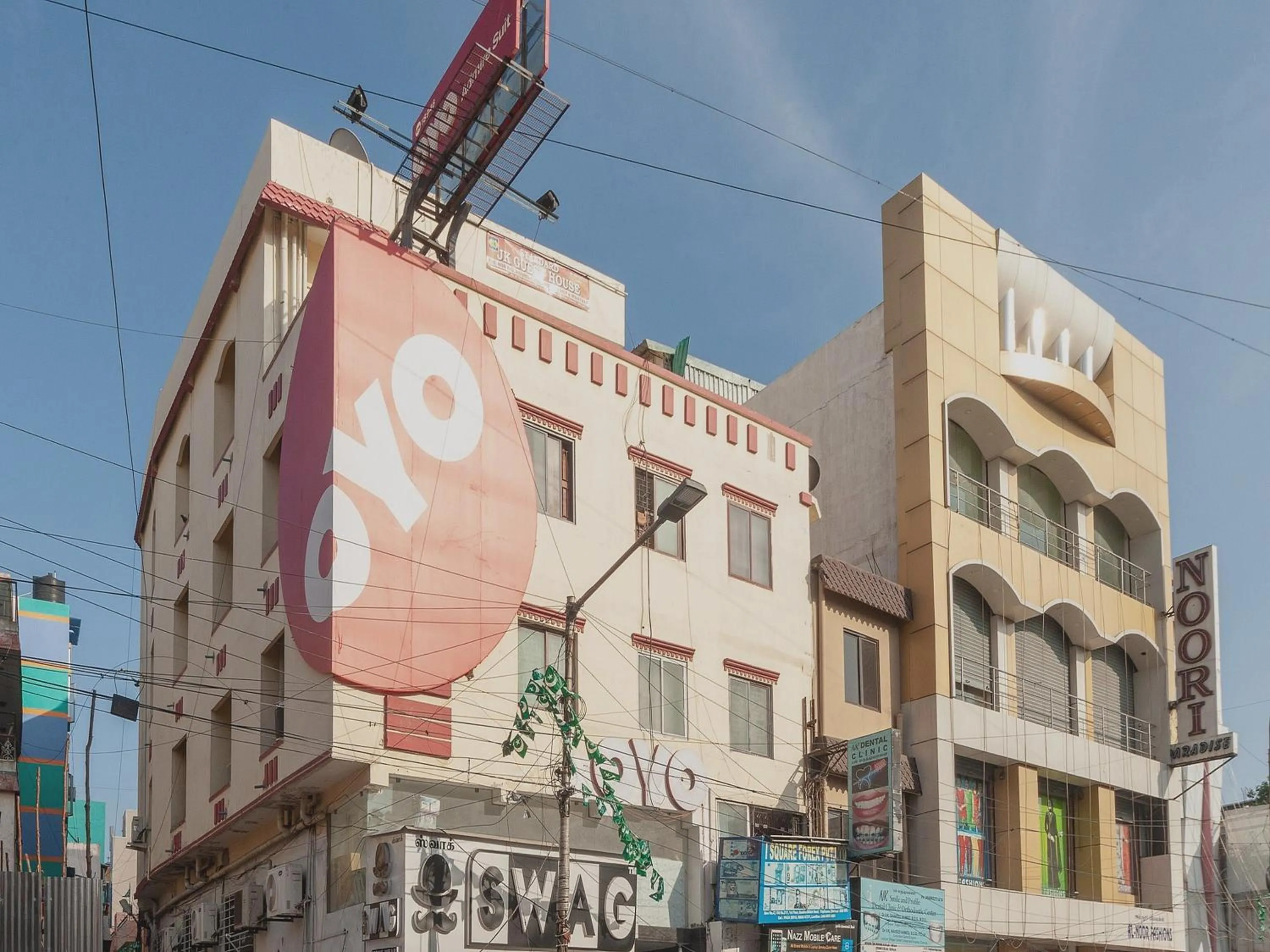 Facade/entrance, Property Building in  Super OYO Capital O Admire Suit Hospitality