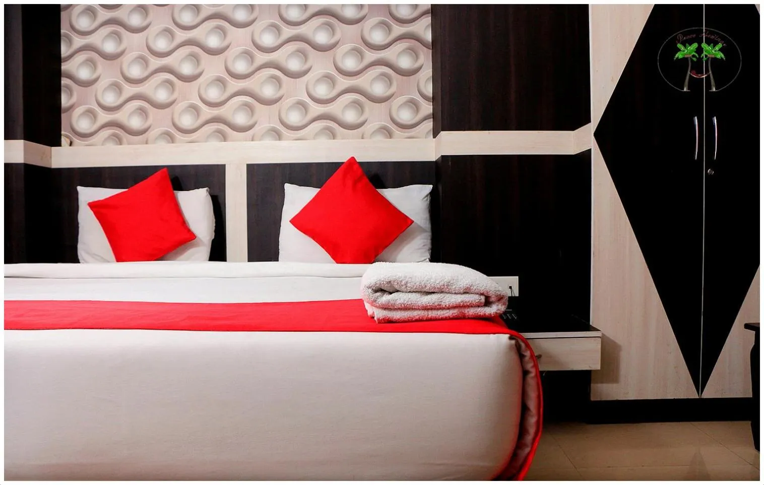 Bed in Peace Residency