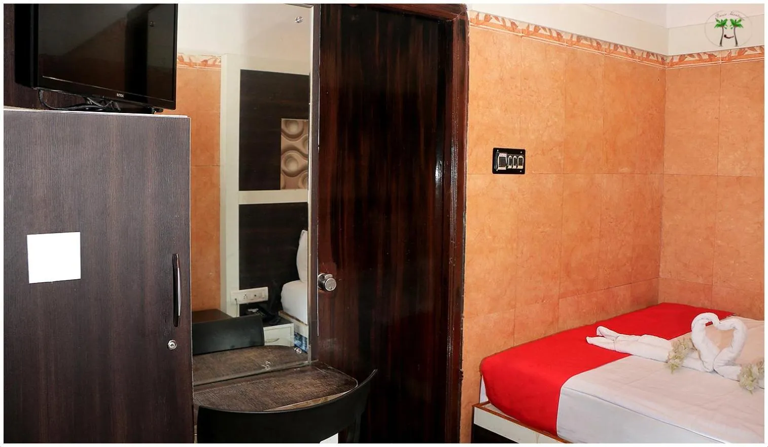 wardrobe in Peace Residency