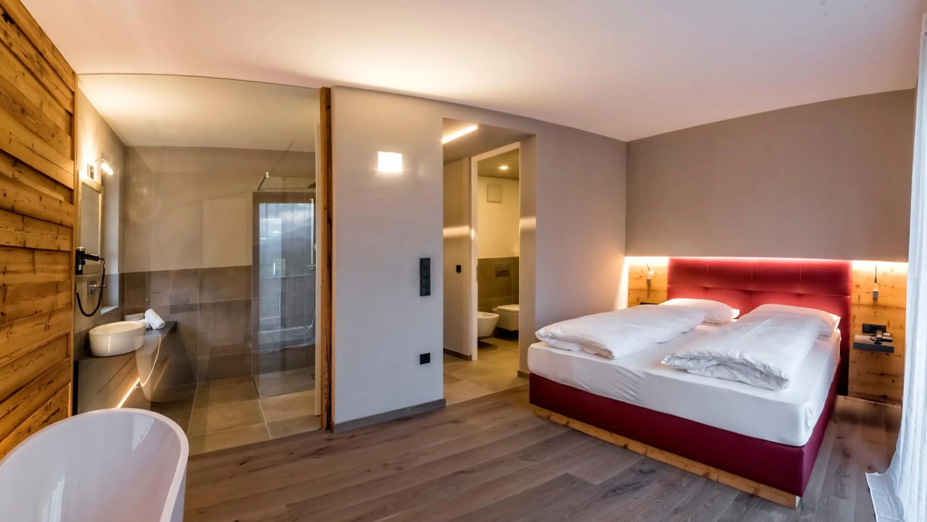 Bed in Hotel Weingut Klosterhof