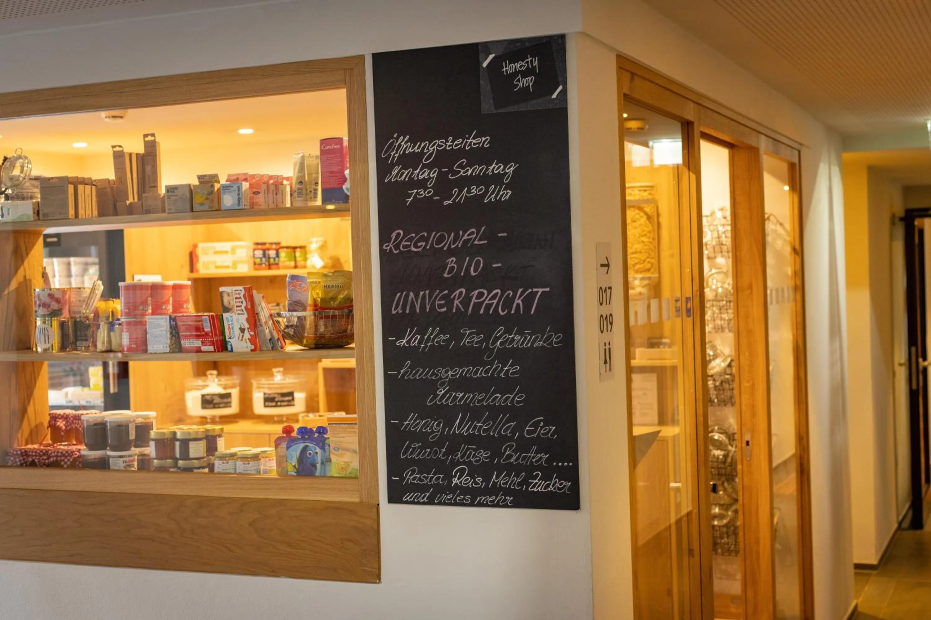 Shopping Area in Hapimag Ferienwohnungen Zell am See