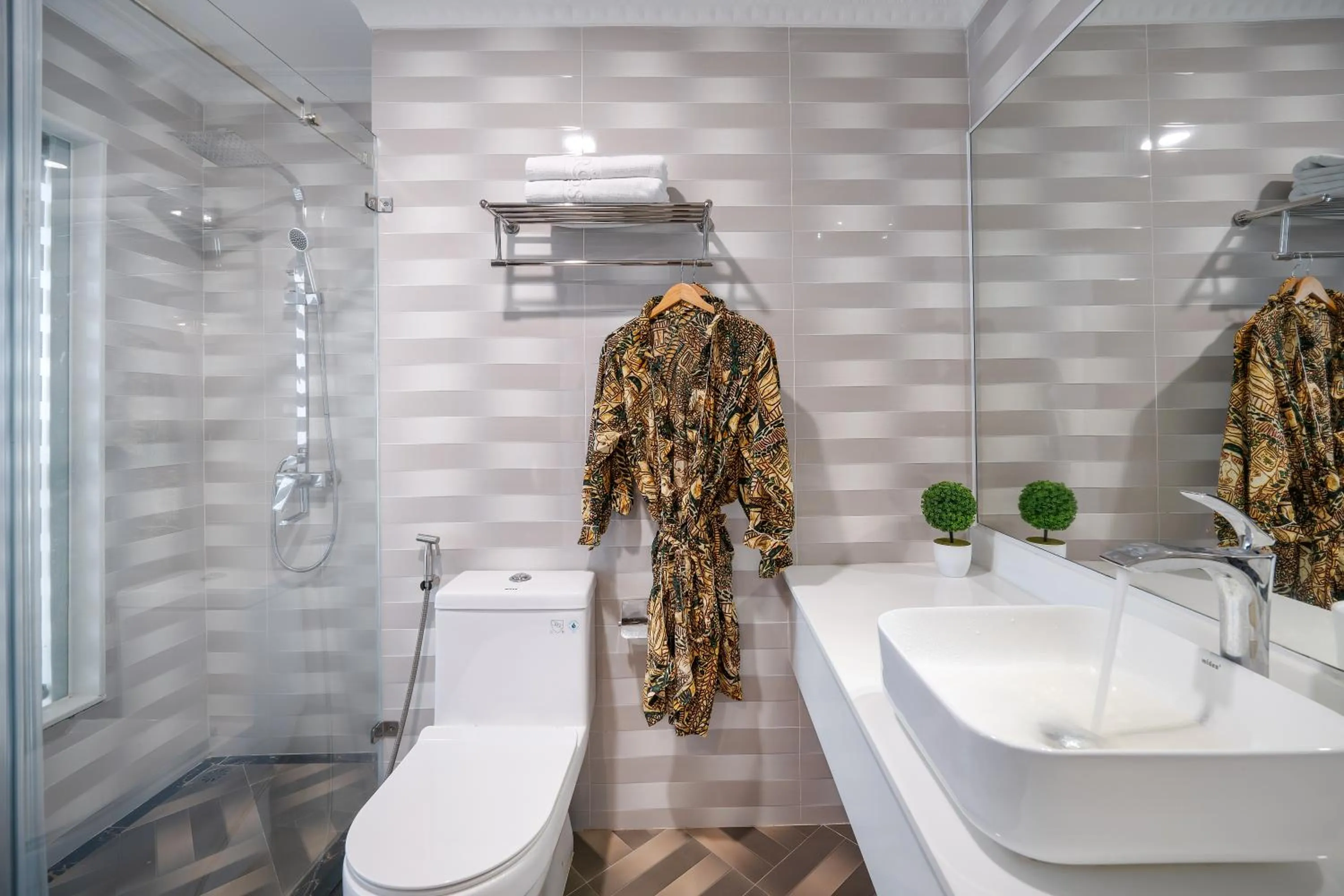 Bathroom in Royal Beach Hotel by THG