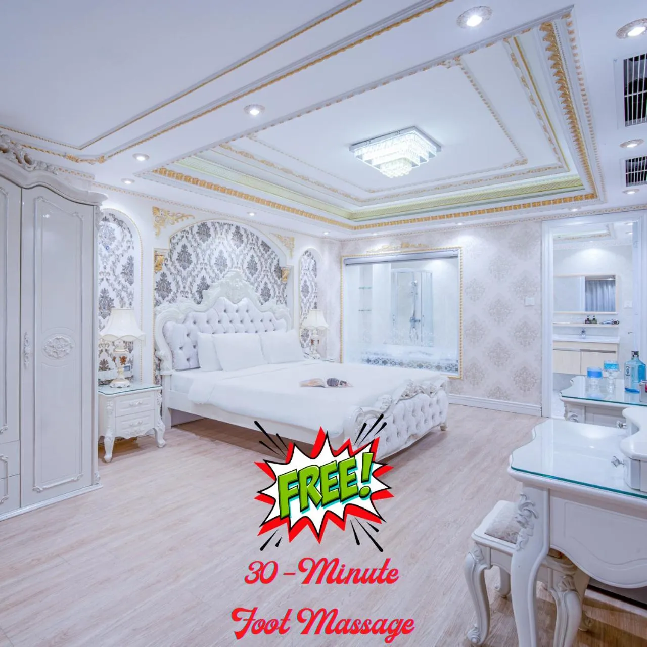 Bed in Royal Beach Hotel by THG