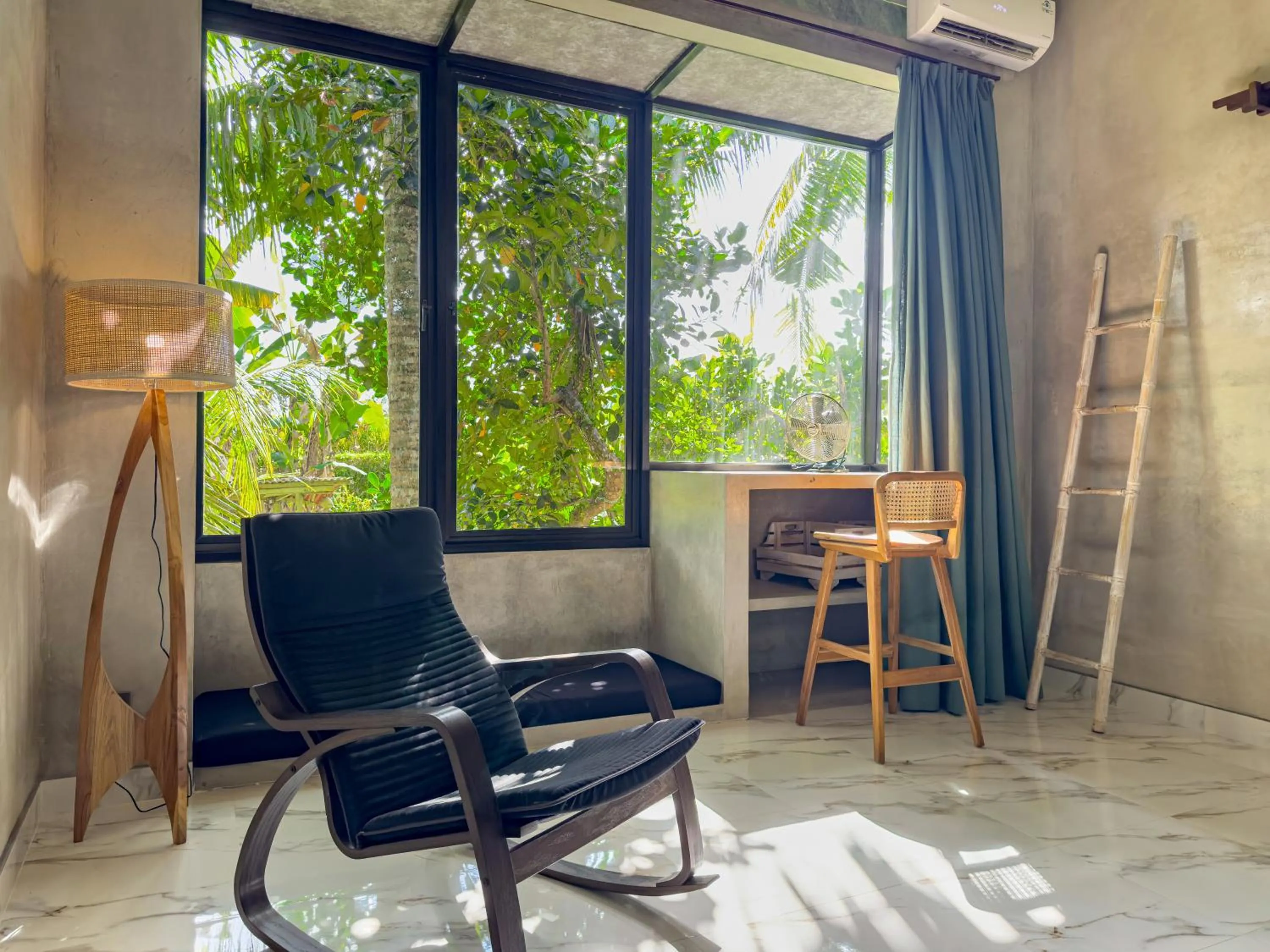 Seating area in Gunung An Retreat