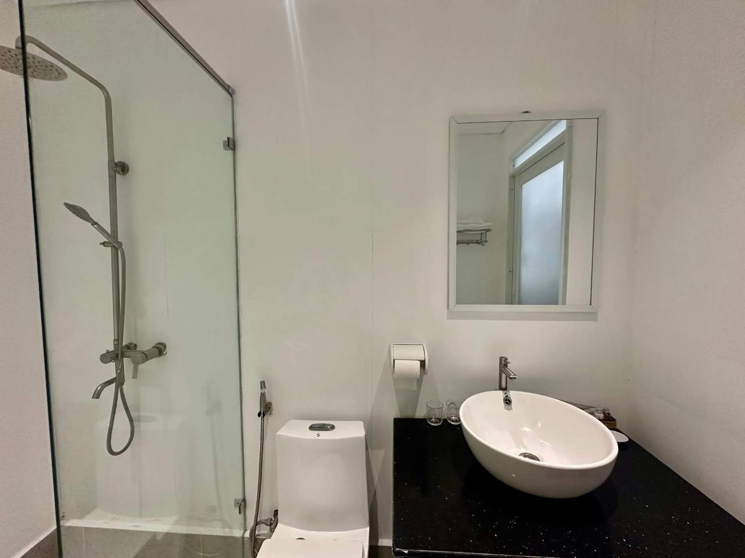 Toilet in Le Huynh Mui Ne Hotel