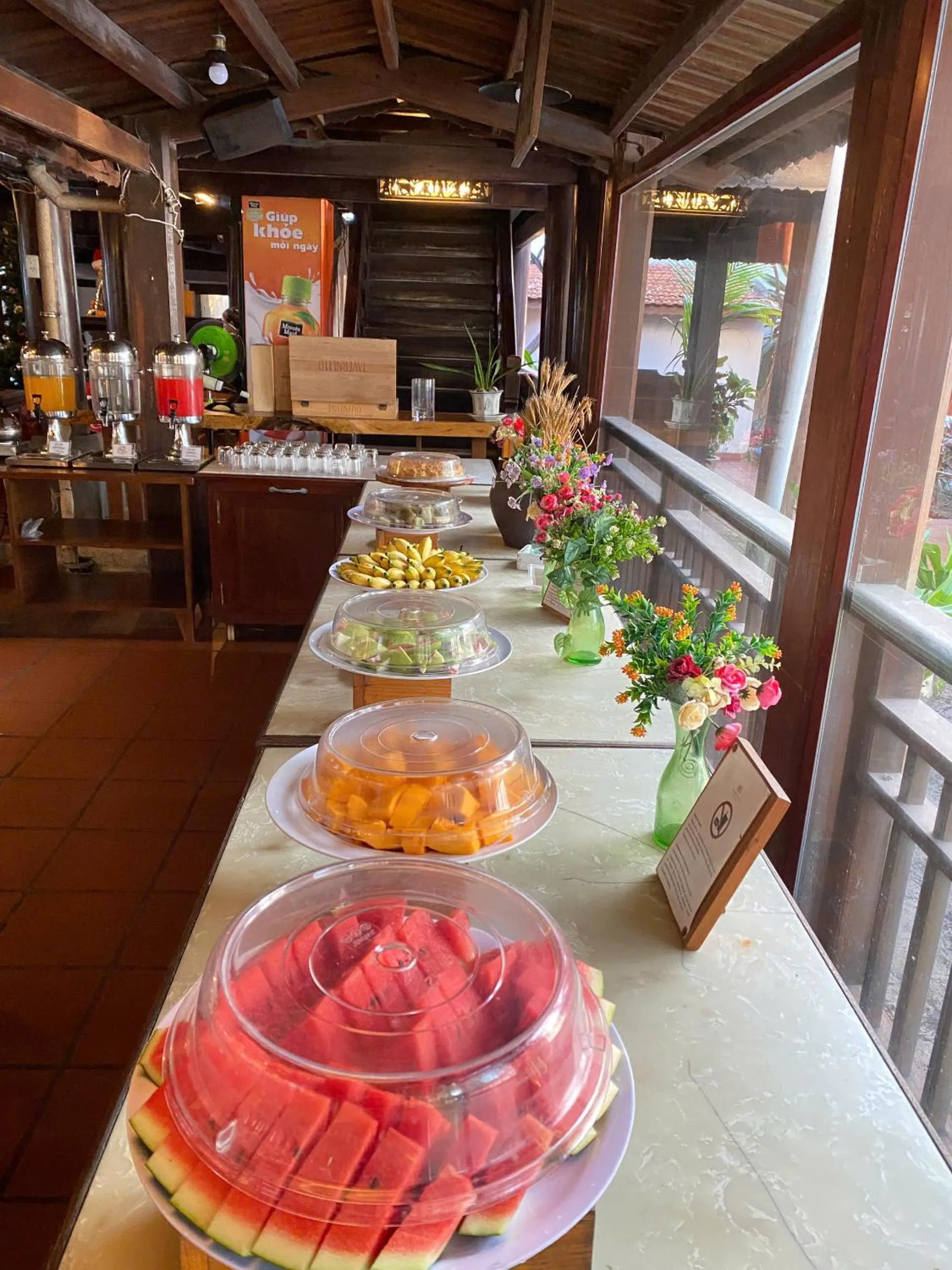 Meals in Le Huynh Mui Ne Hotel